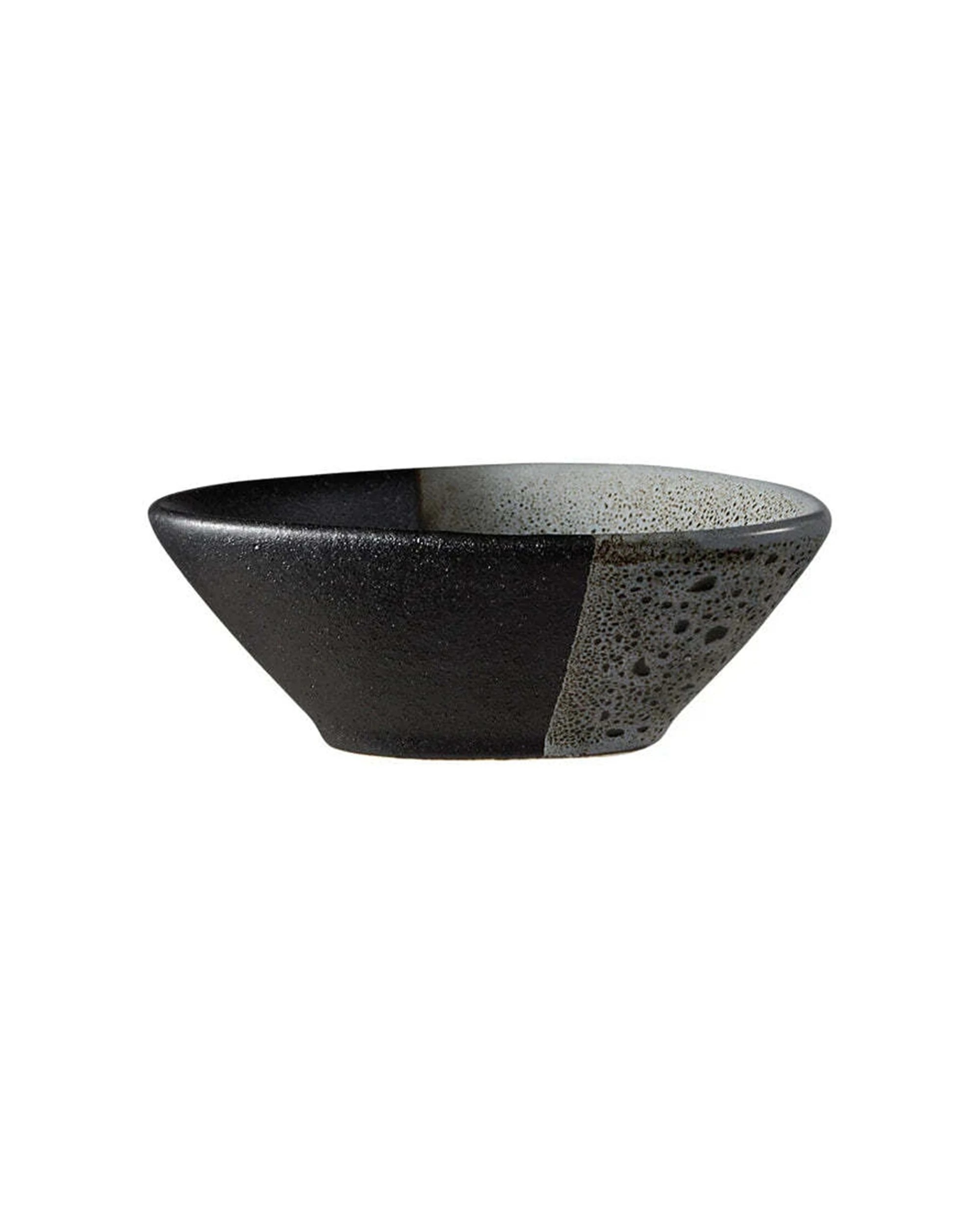2 Maxwell & Williams Caviar Umi Porcelain Triangle Sauce Bowl Dinnerware 10x3.5cm - Multi, 2 of 3
