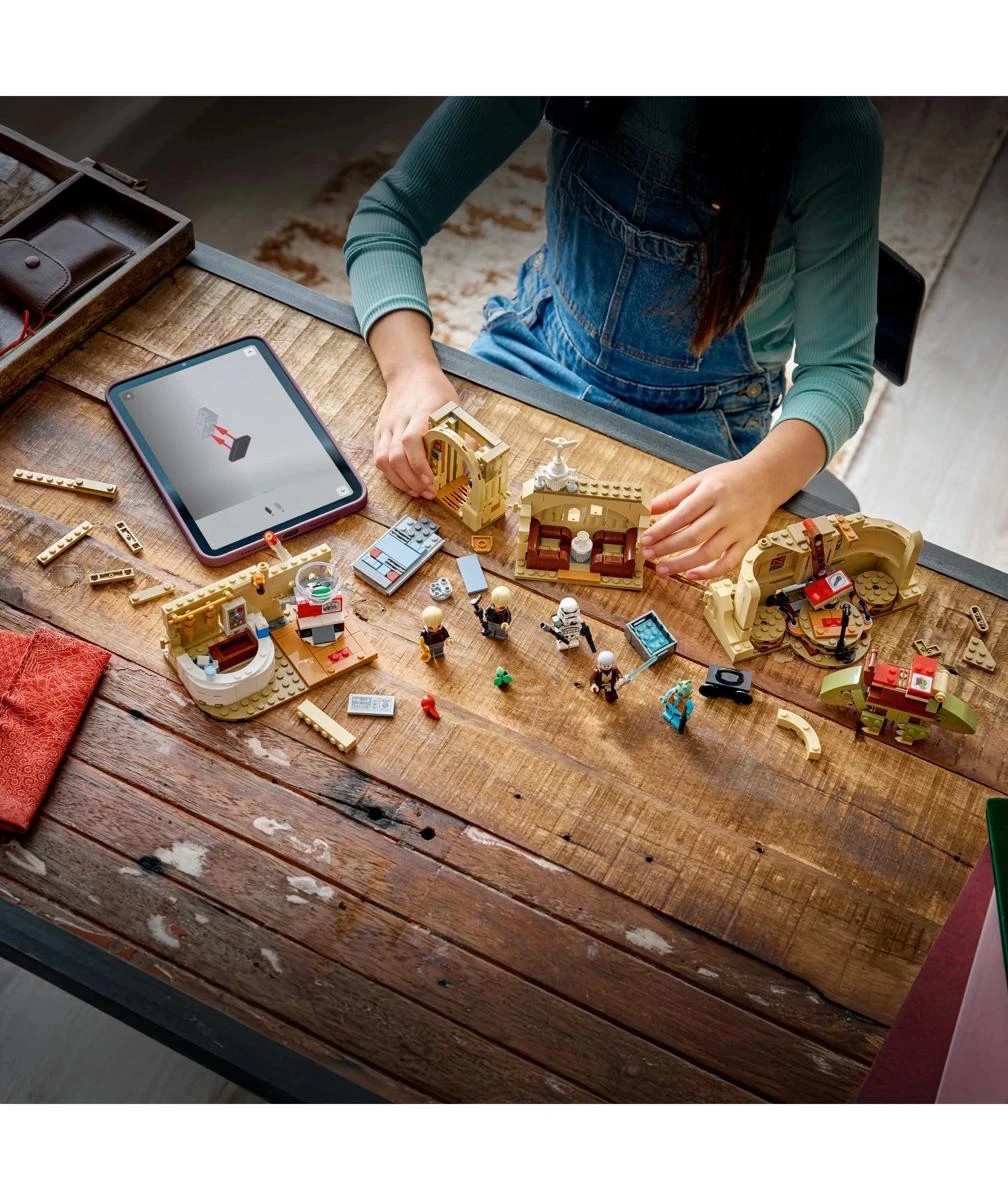 8 LEGO Star Wars SMART Play: Mos Eisley Cantina 75425, 8 of 10