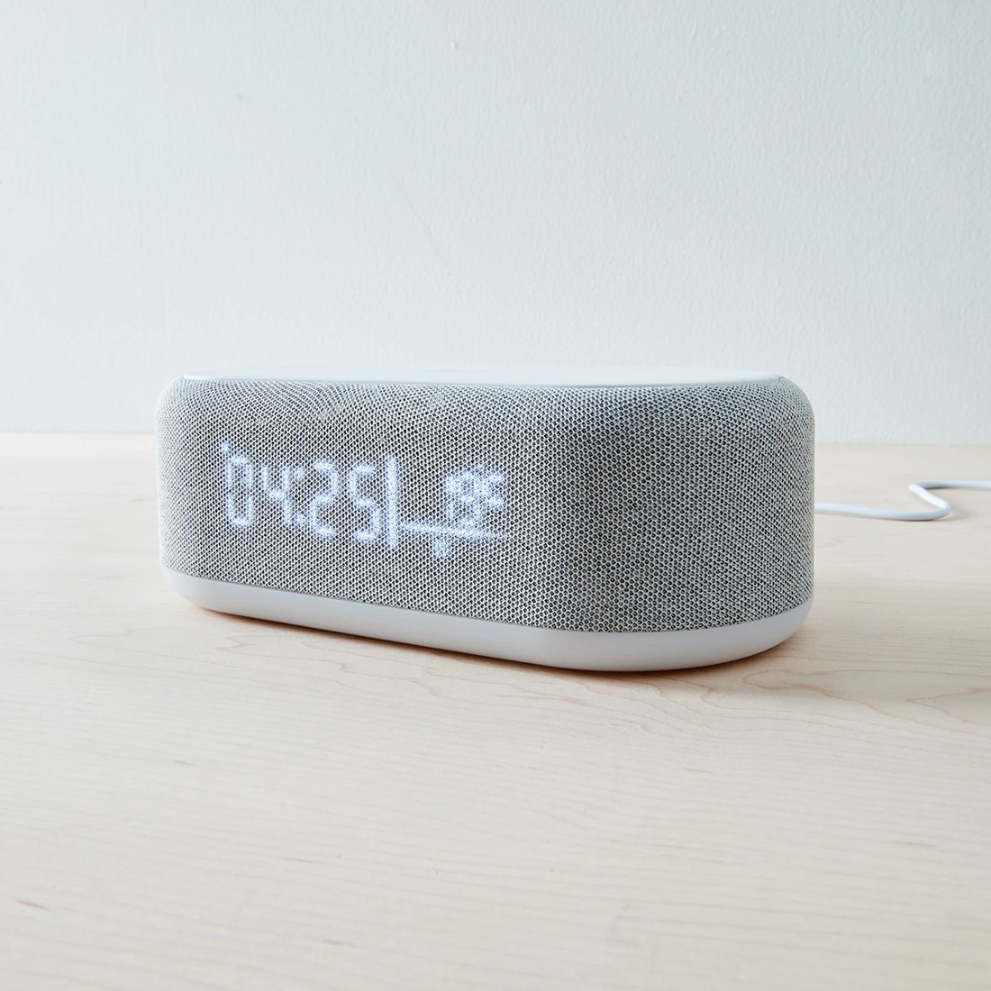 3 Alarm Clock with Wireless Charger, 3 of 10