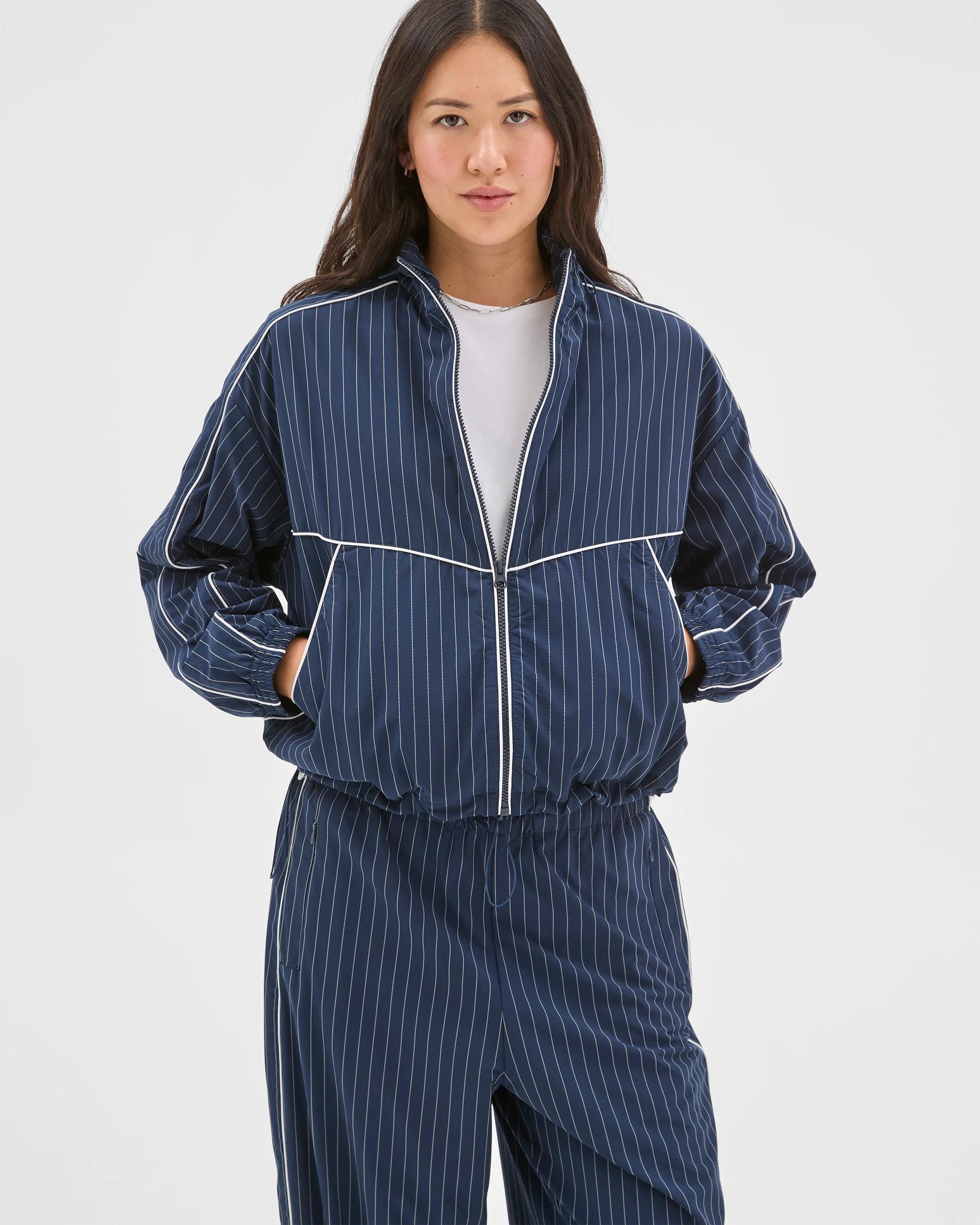 1 Target Active Active Motion Stripe Zip Through Jacket NAVY STRIPE, 1 of 7