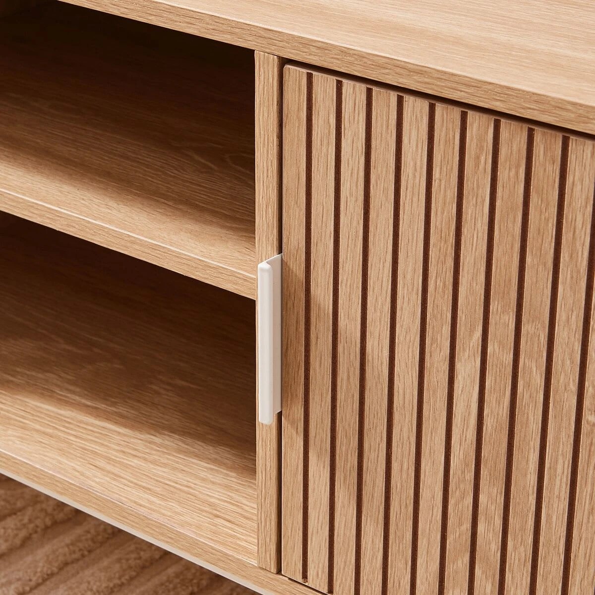 4 Isla Entertainment Unit, 4 of 8