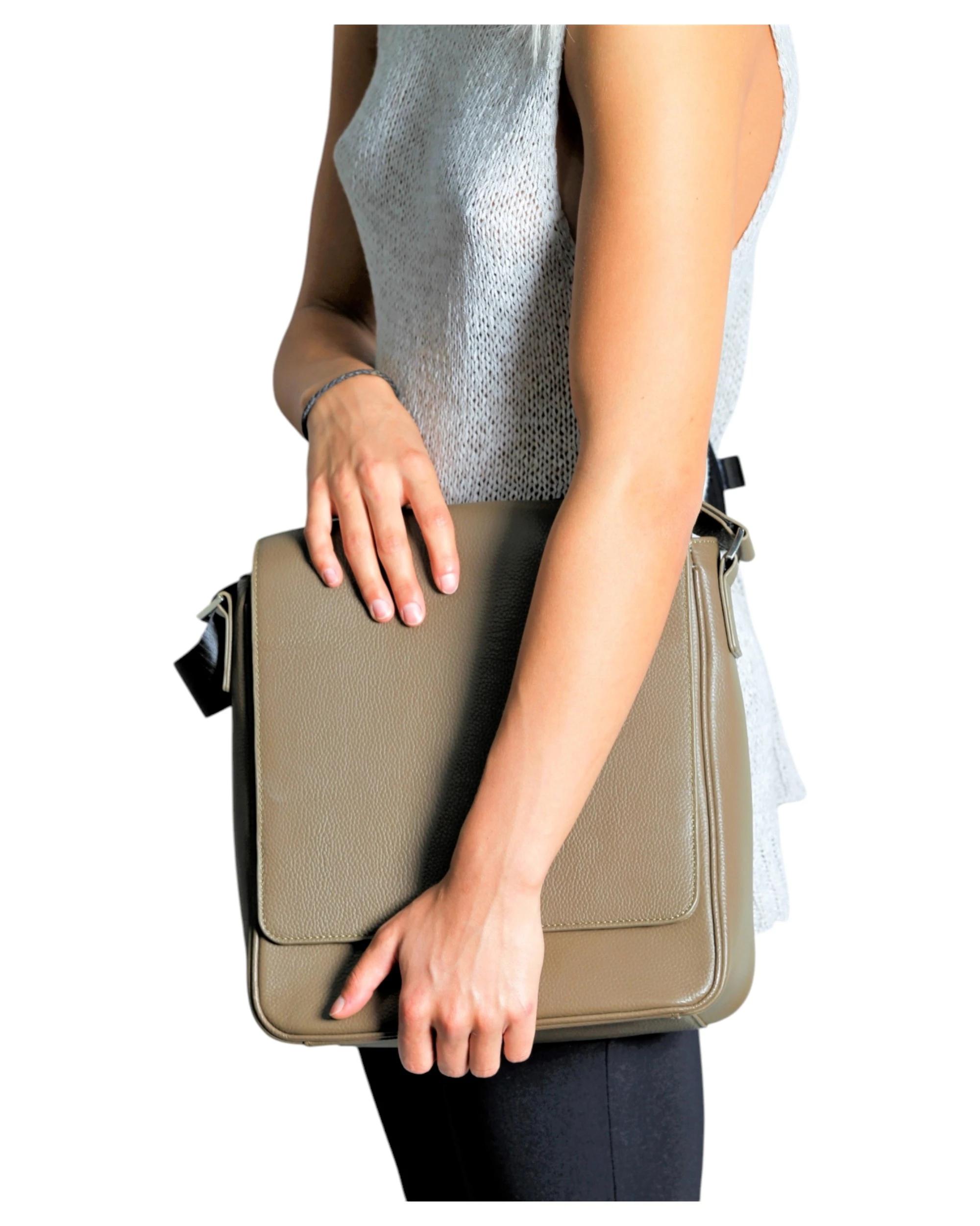 3 VKY Unisex Mateo Leather Messenger Shoulder Bag Handbag TAUPE, 3 of 3
