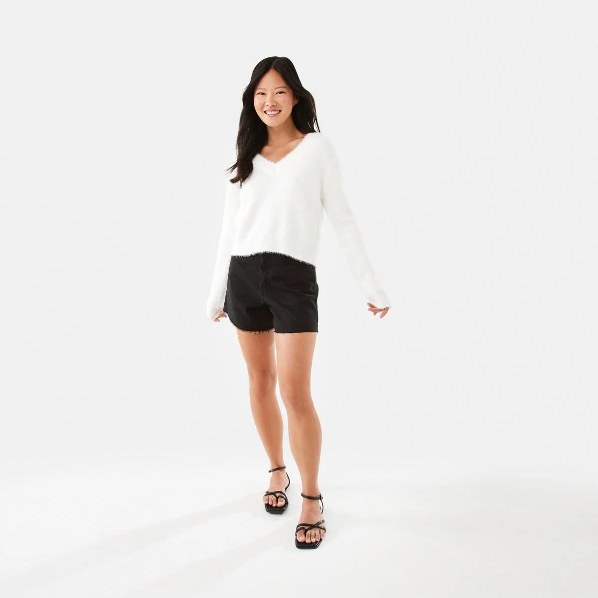 2 Raw Hem Denim Shorts Black Wash, 2 of 7