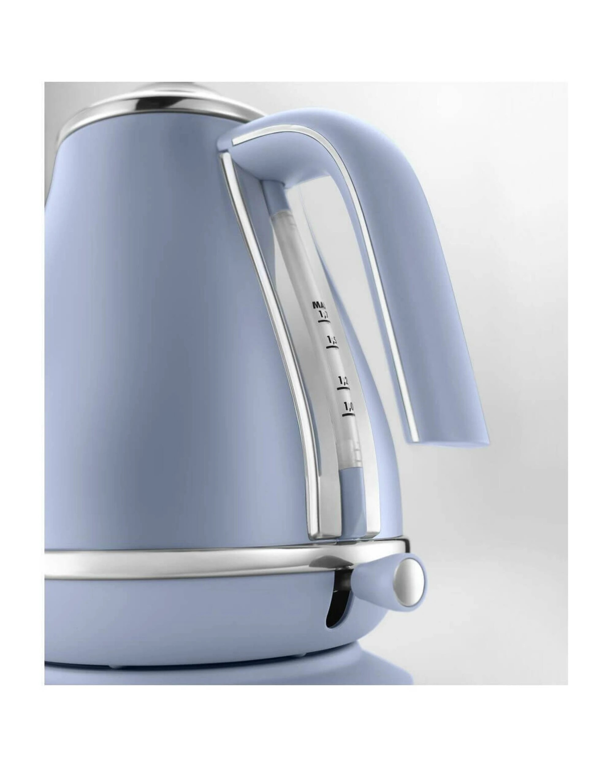 2 De'Longhi The Icona Capitals 1.7L Kettle Amsterdam Blue, 2 of 5