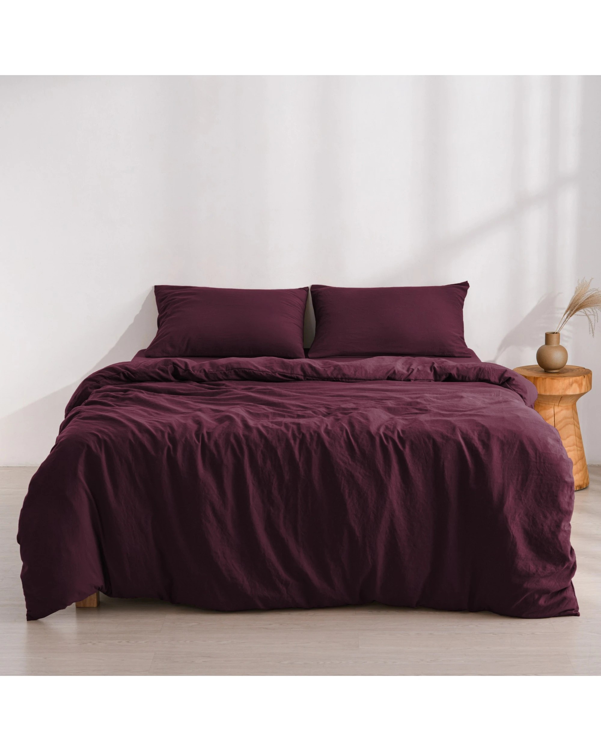 7 Dreamaker Superfine Washed Microfibre Quilt Cover Set - Super King Bed - Cherry, 7 of 9