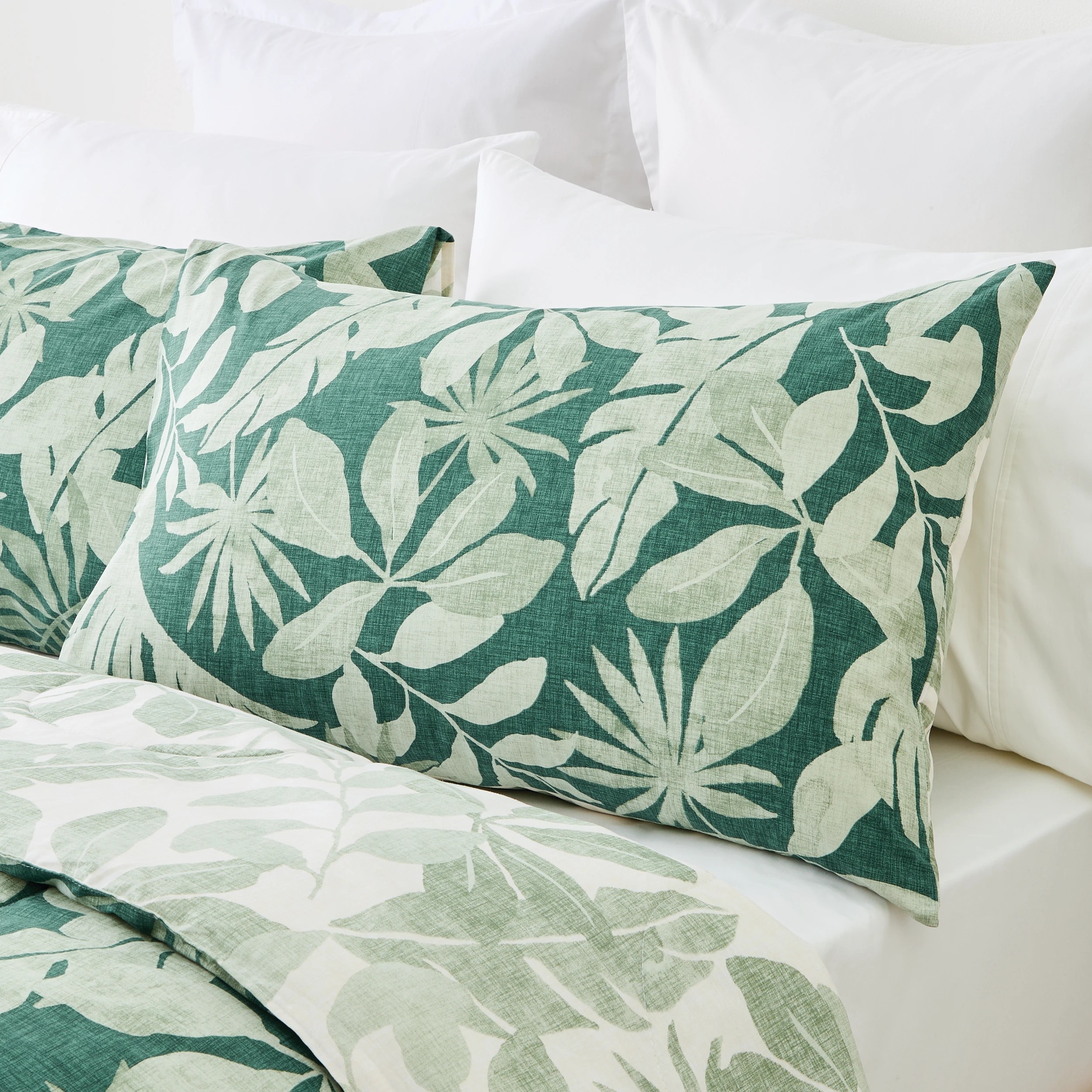 3 Cruise Cotton Rich Reversible Comforter Set - King Bed, 3 of 7