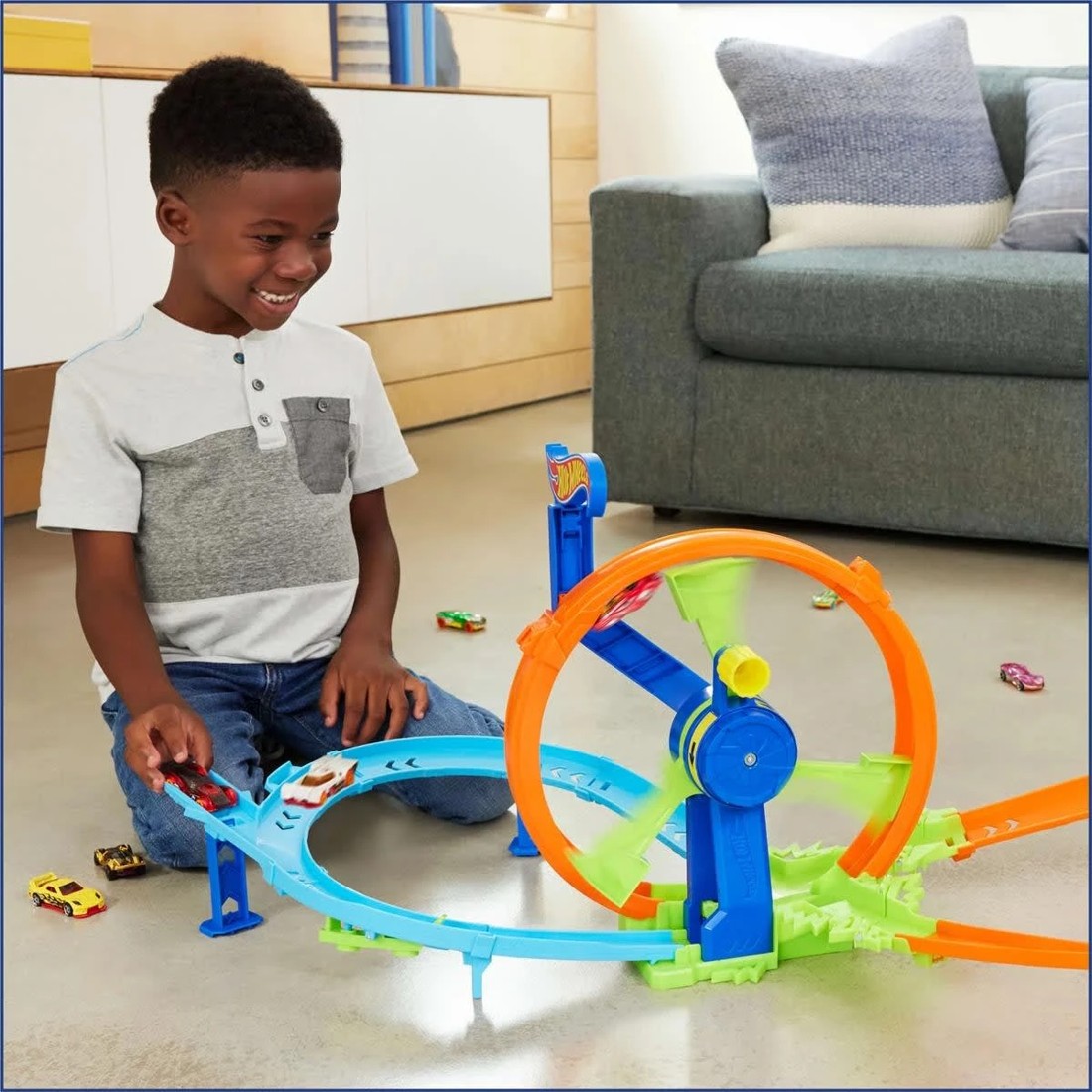 3 Hot Wheels Stunt Tracks Rapid Launch & Loop Playset, 3 of 6