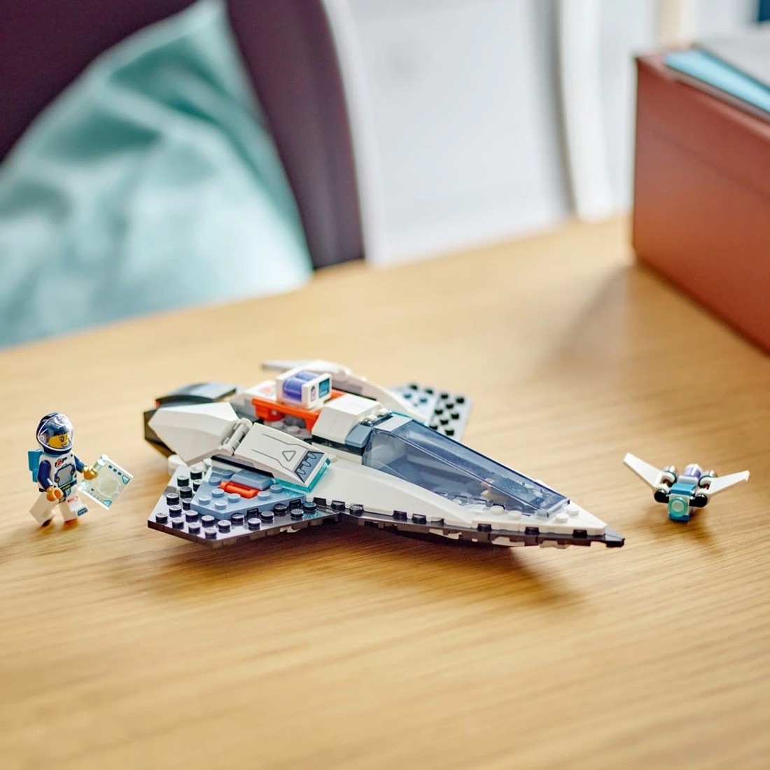 9 LEGO City Space Interstellar Spaceship 60430, 9 of 11