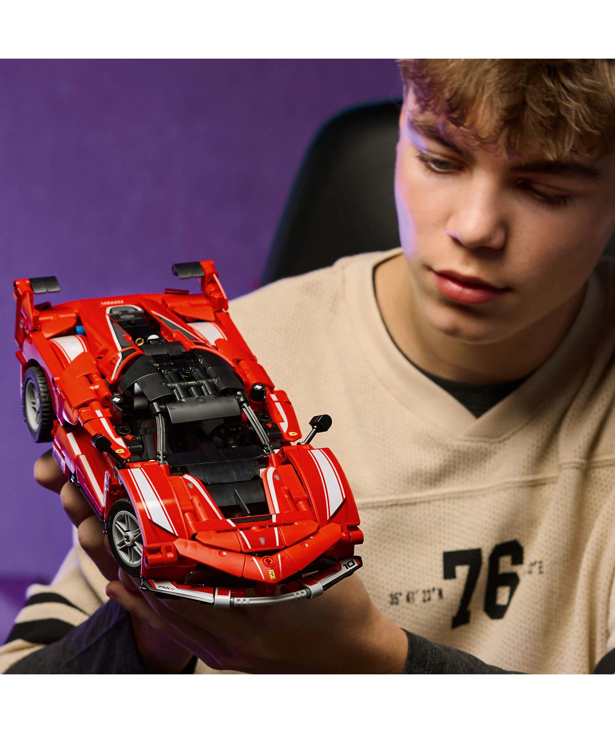 8 LEGO Technic Ferrari FXX K 42212, 8 of 10