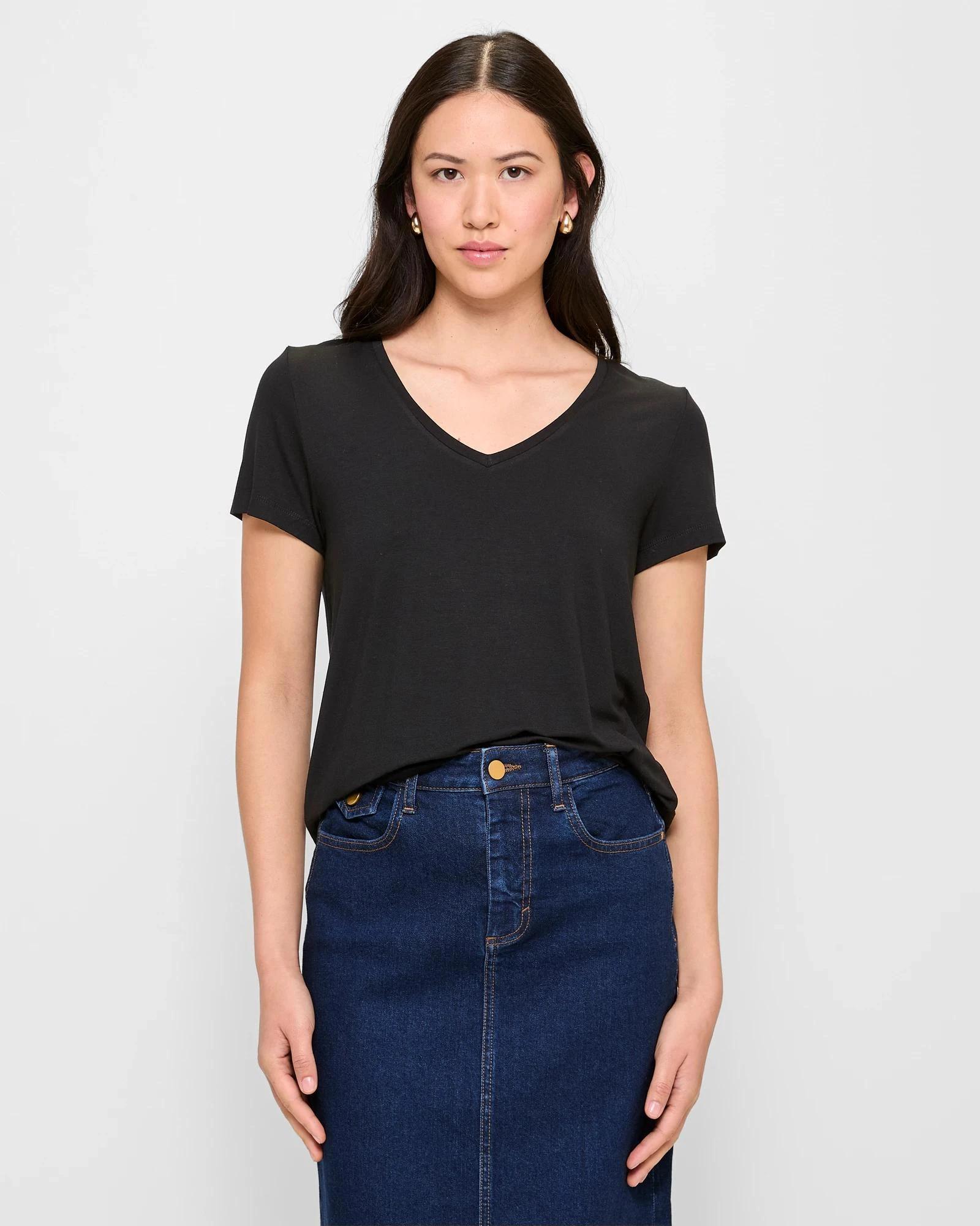 6 Target Viscose/Elastane V-Neck T-Shirt BLACK, 6 of 10