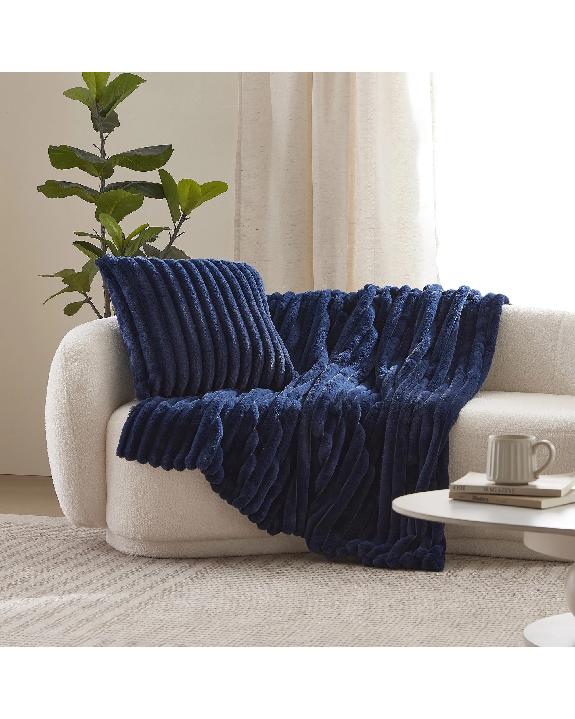 1 Dreamaker Chunky Embossed Fleece Throw 130x170cm - Midnight Blue, 1 of 5