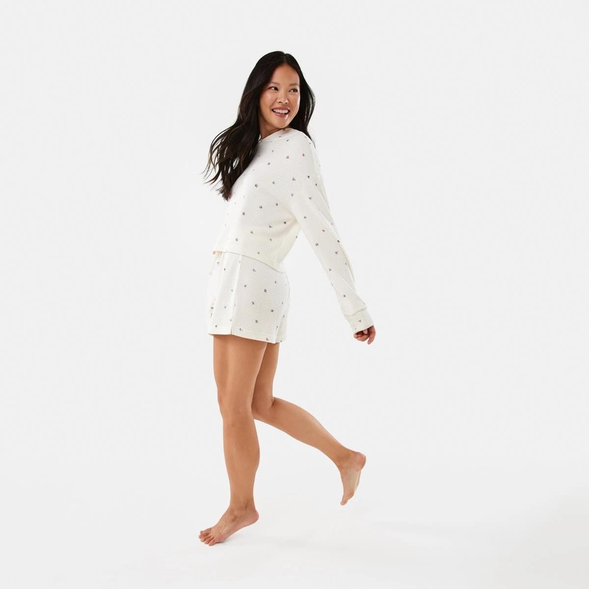 3 Waffle Top and Shorts Pyjama Set Wntr Ditsy, 3 of 8