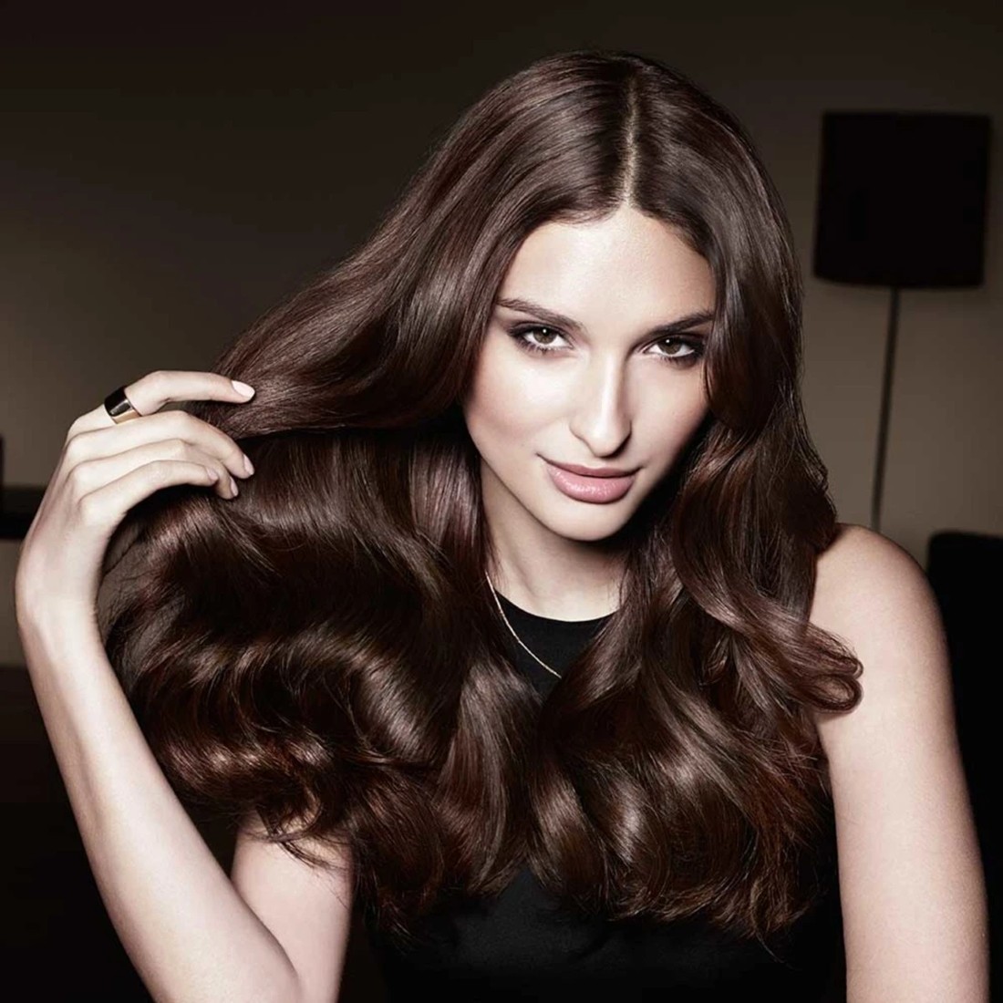 5 TRESemme Ultimate Shine Hold Hairspray 360g, 5 of 6