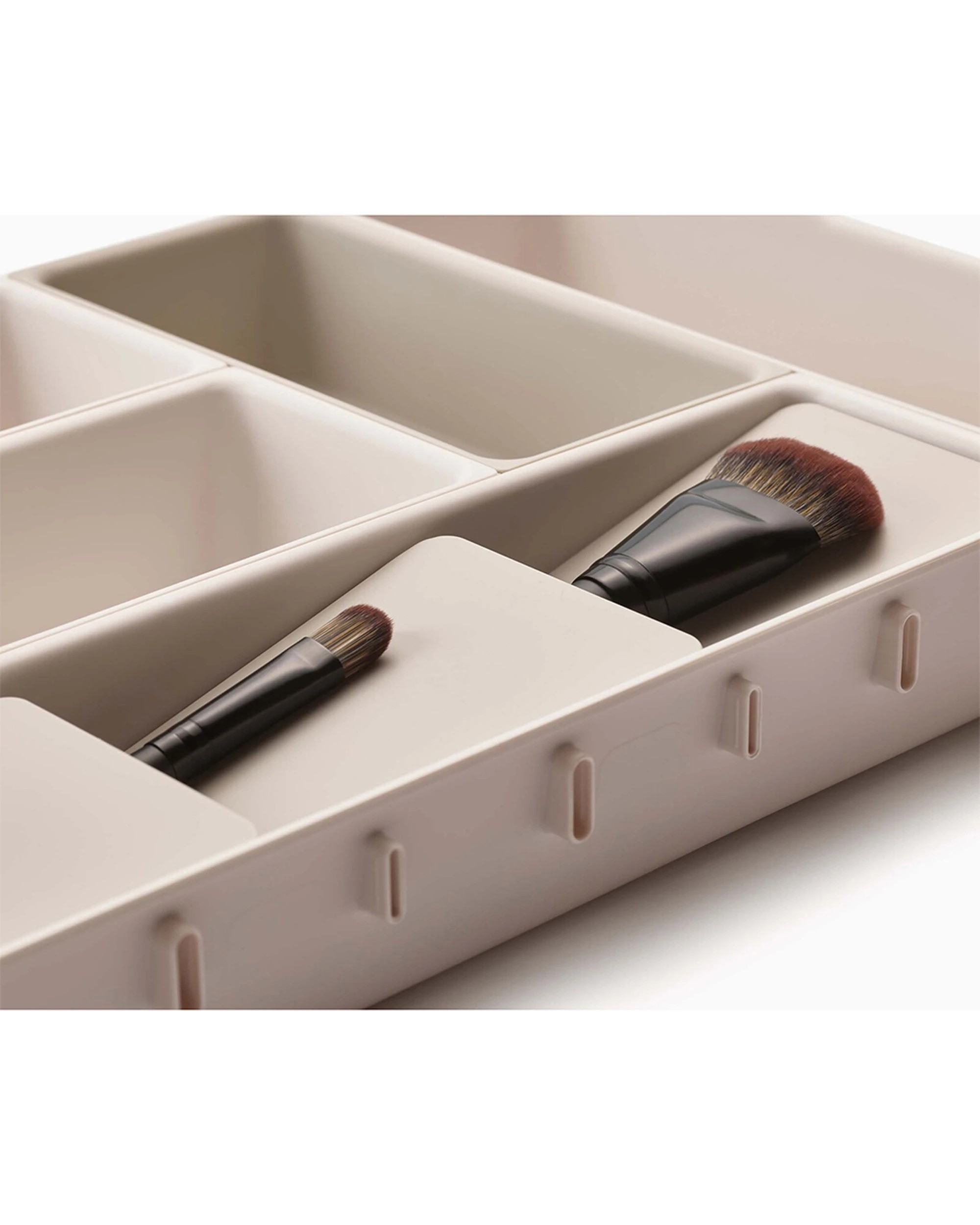 3 Joseph Joseph Viva Makeup Shell Drawer Organiser Tray Set - White, 3 of 4