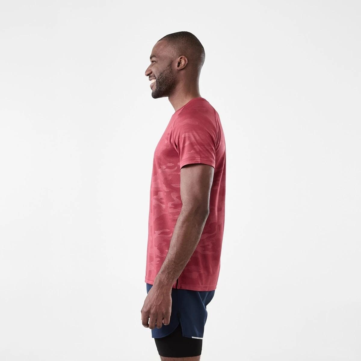 2 Active Mens Printed T-shirt EMBOSSED CAMO SOIL RED, 2 of 6