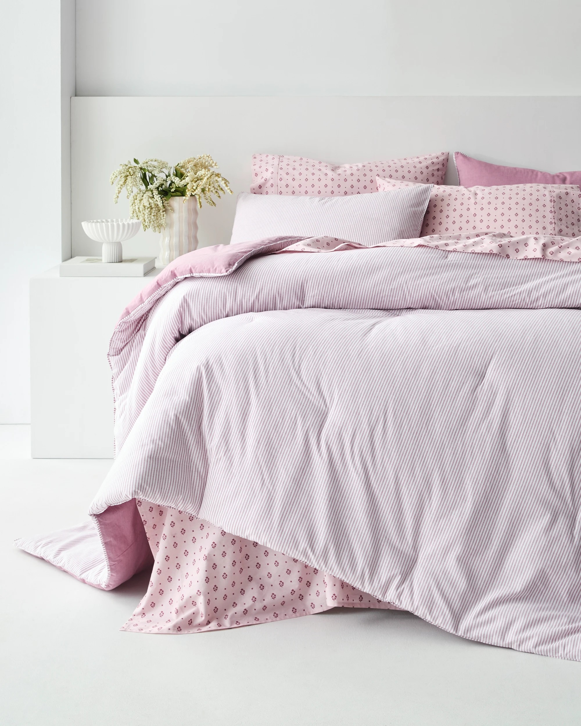 1 Target Hampton Comforter Set - King Bed - Pink, 1 of 10