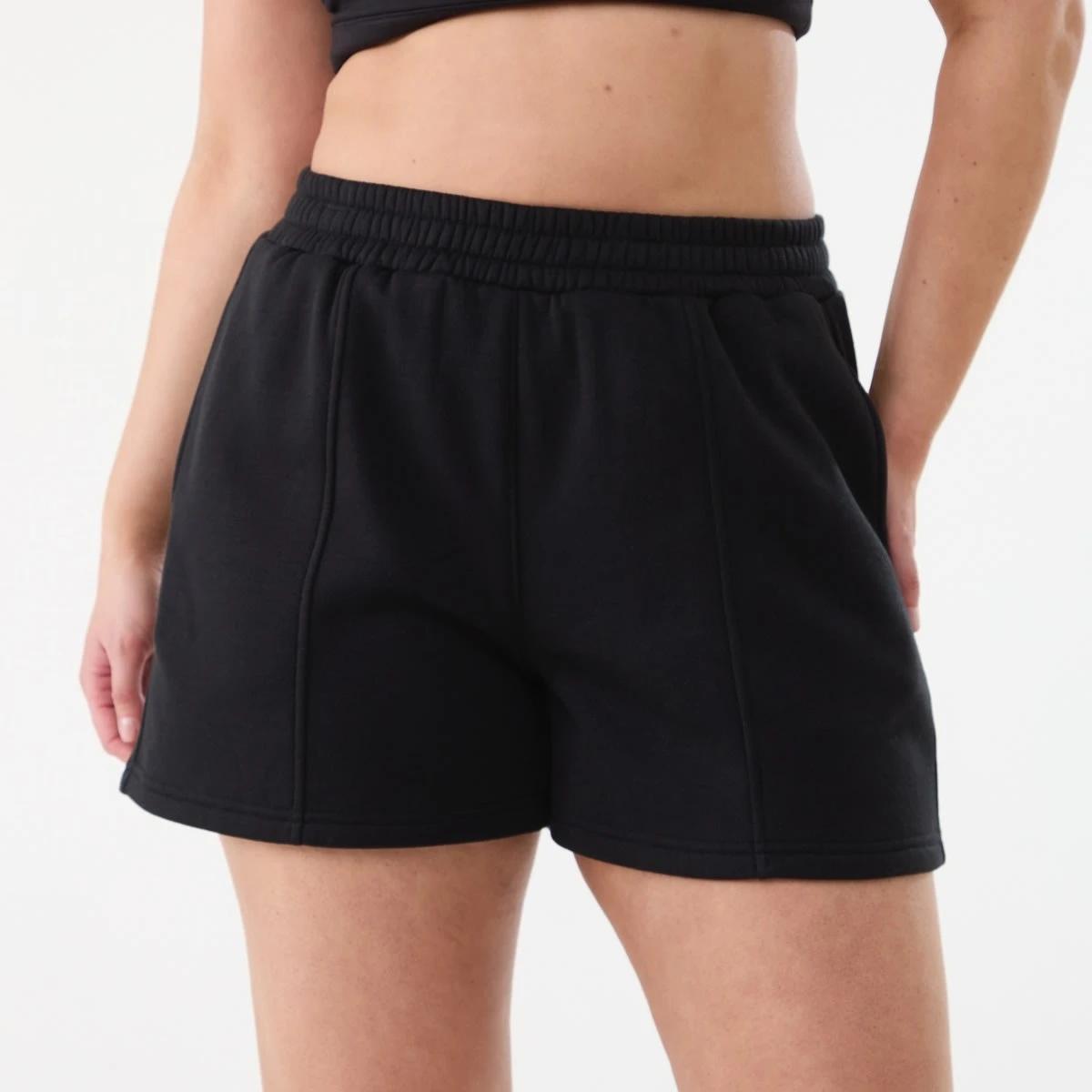 1 Active Womens Front Seam Fleece Shorts BLACK, 1 of 5