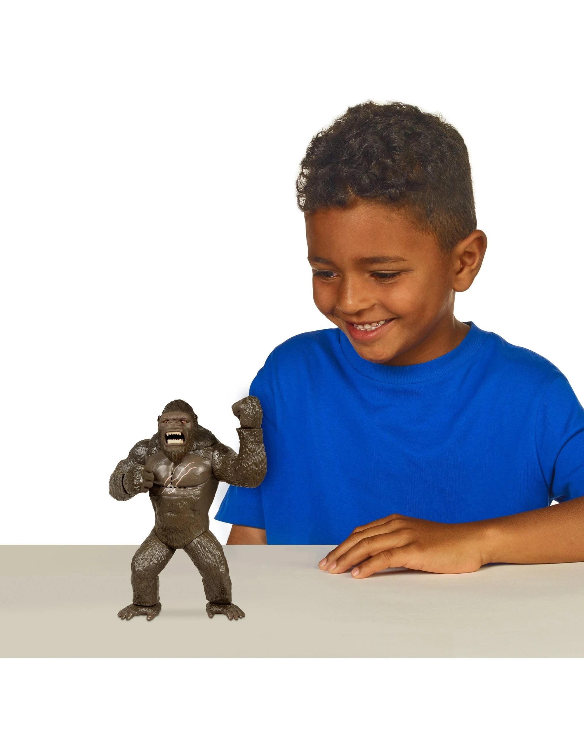 5 MonsterVerse Godzilla vs Kong Battle Roar Kong Deluxe Electronic 7 inch Figure, 5 of 7