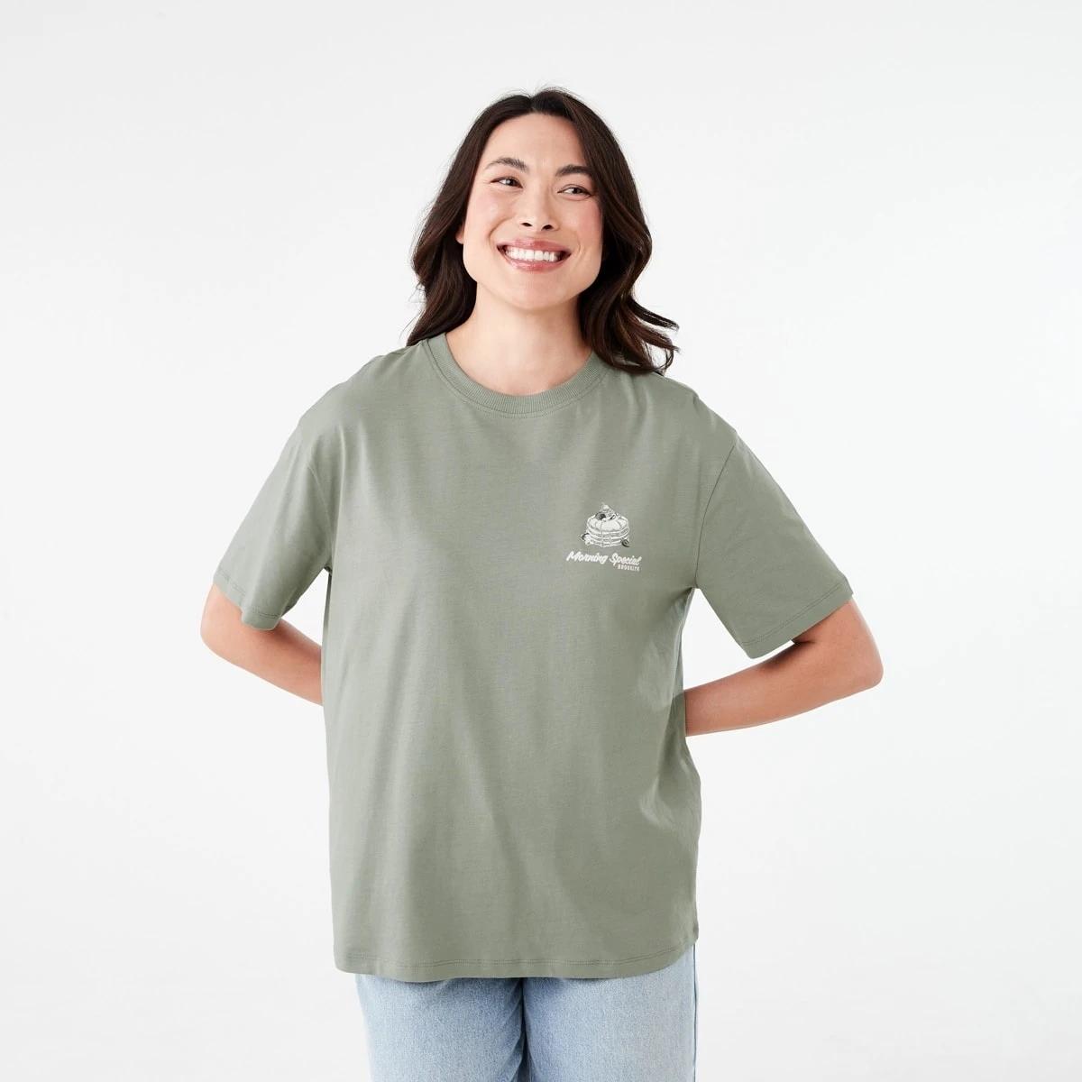 1 Short Sleeve Oversized Boyfriend T-shirt BREAKFAST SOFT KHAKI, 1 of 6
