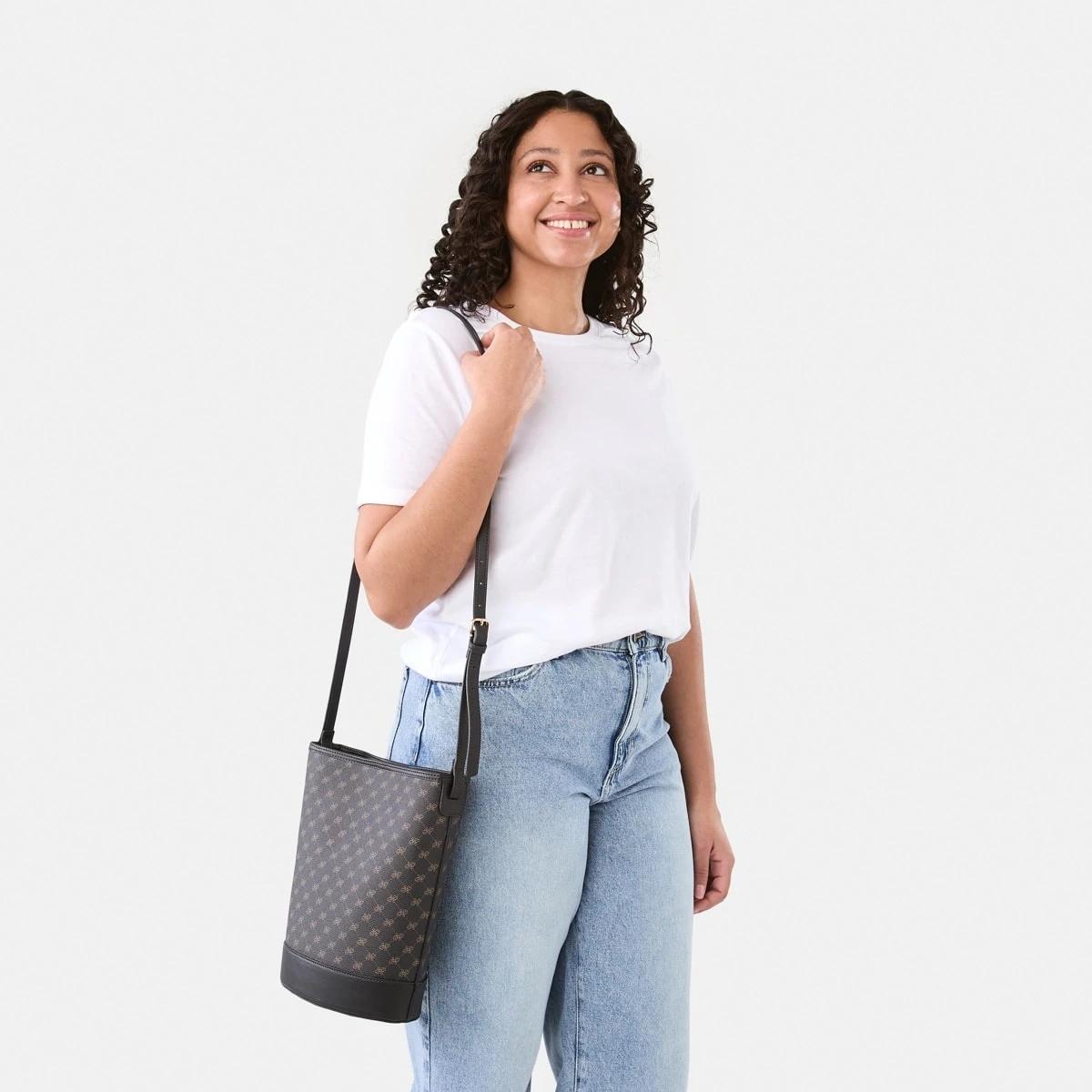 5 Bucket Bag Monogram, 5 of 5