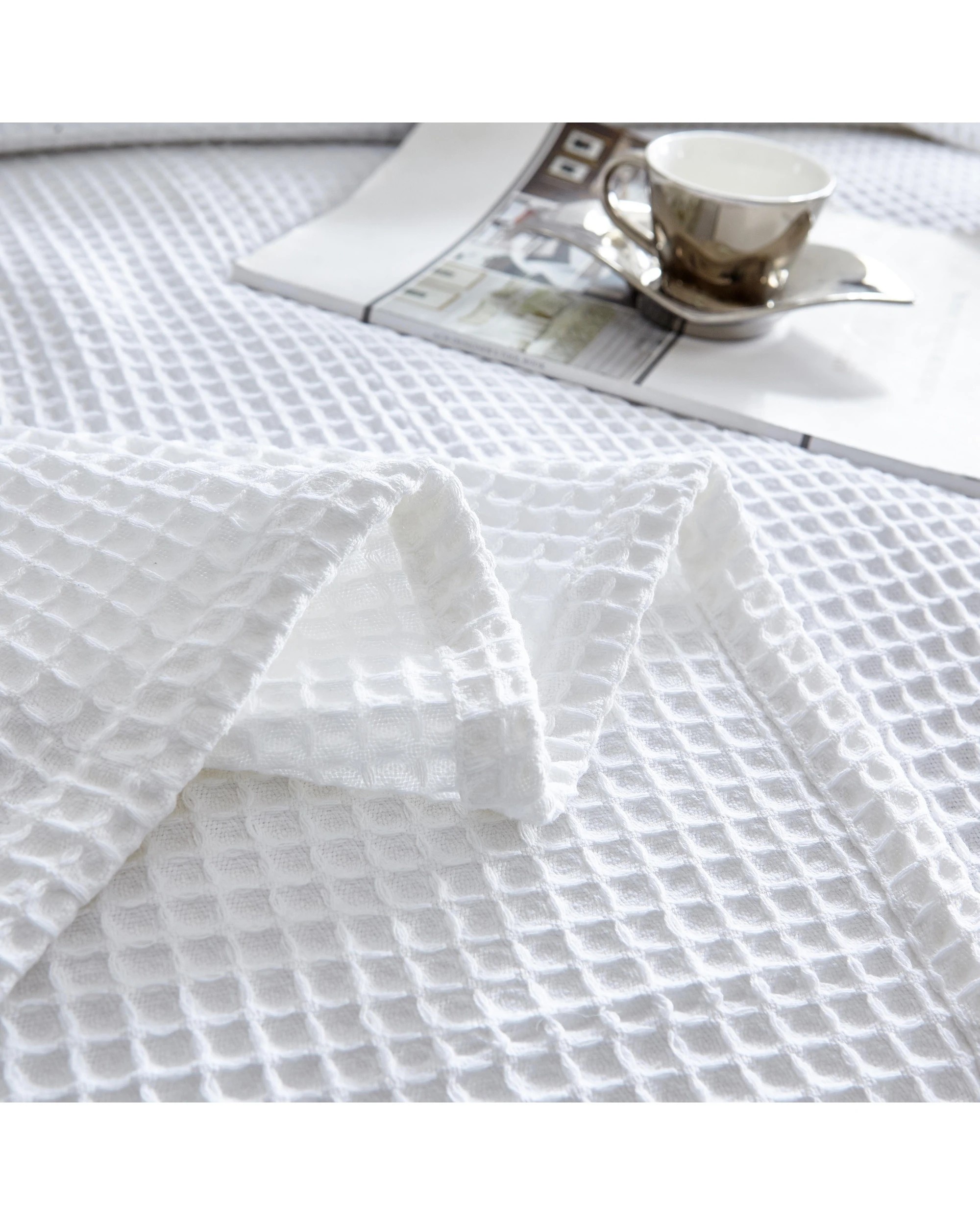4 Cotton More 100% Cotton Large Chunky Waffle Blanket 350gsm King - White, 4 of 5