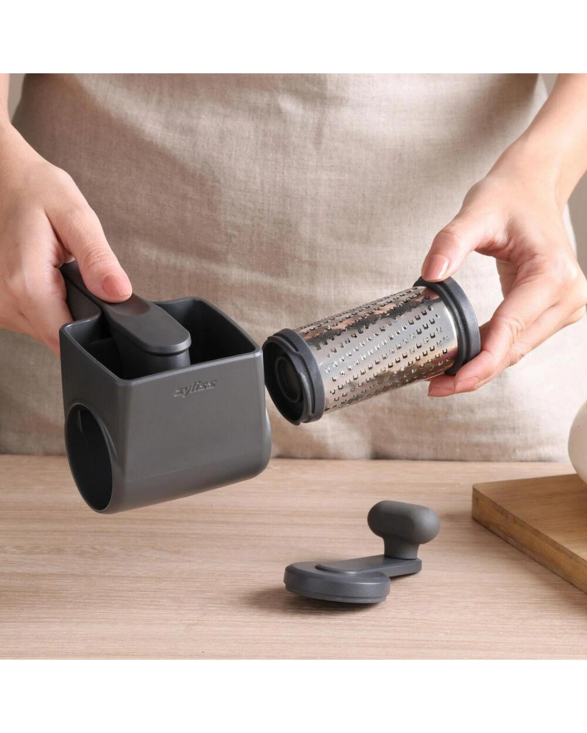 6 Zyliss Professional Cheese Grater Black, 6 of 6