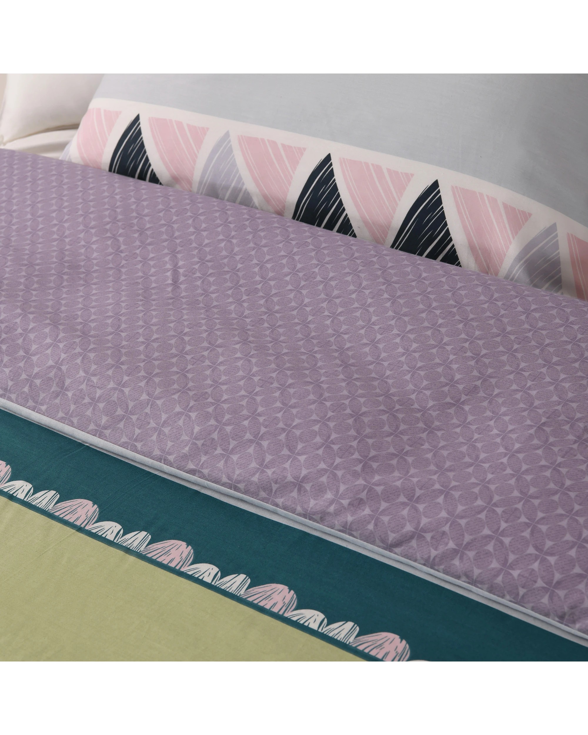 6 Dreamaker Maddison 100% Cotton Reversible Quilt Cover Set - Queen Bed - Lilac, 6 of 8