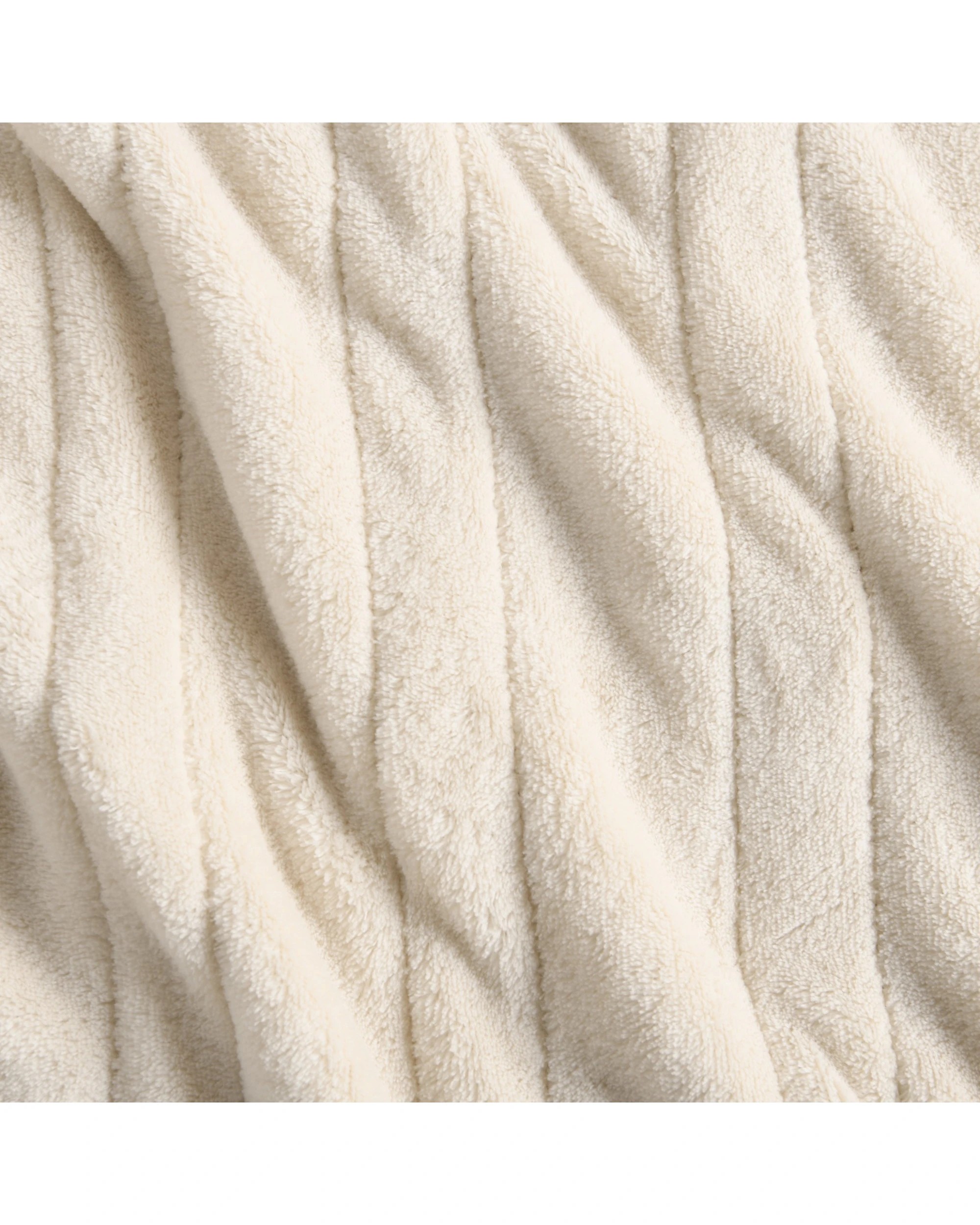 3 Dreamaker Kingston Coral Fleece Electric Heated Throw Blanket 130x160cm - Cream, 3 of 6