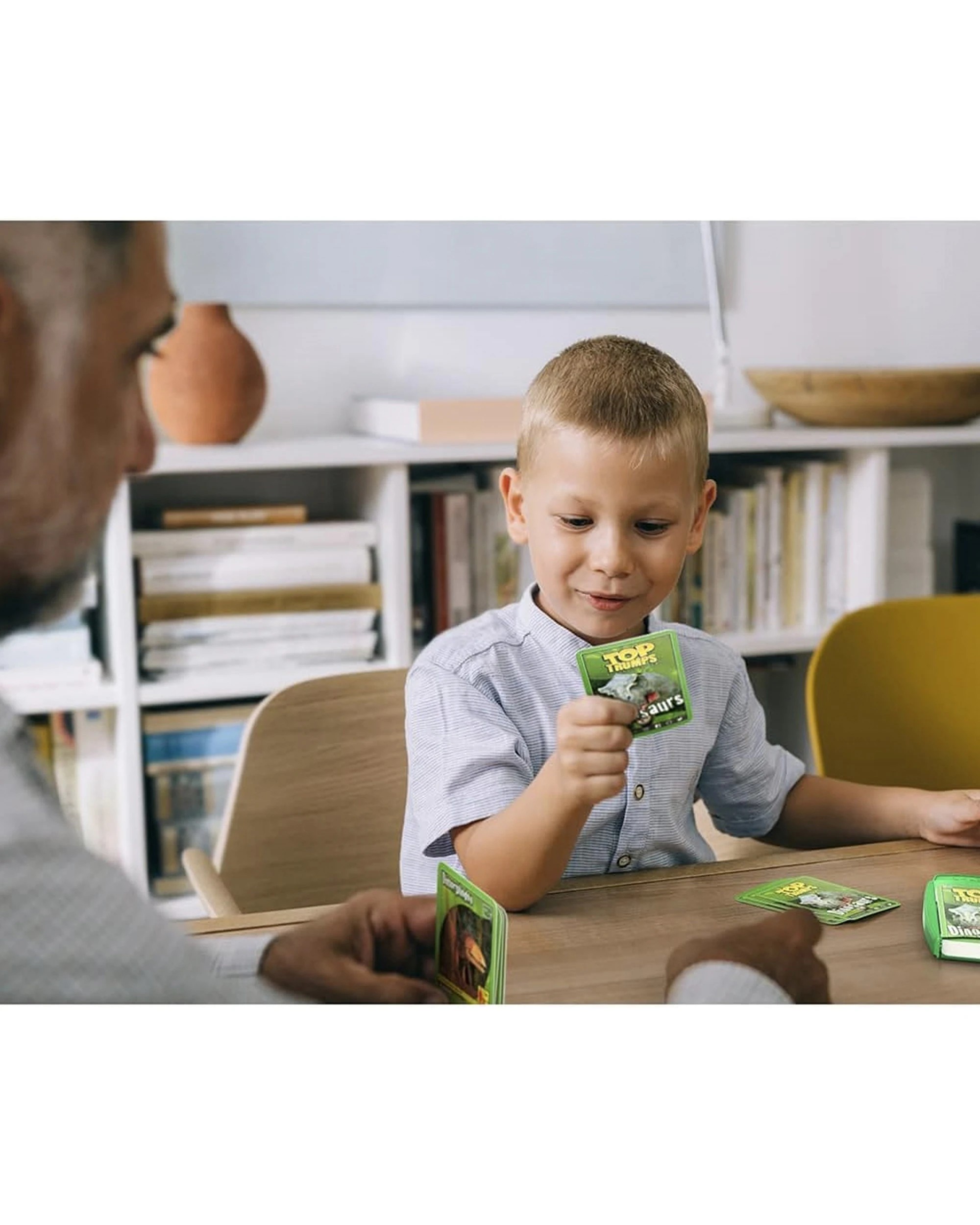 5 Top Trumps Dinosaurs Quiz Guessing Card Game Kids Toy - Green, 5 of 5