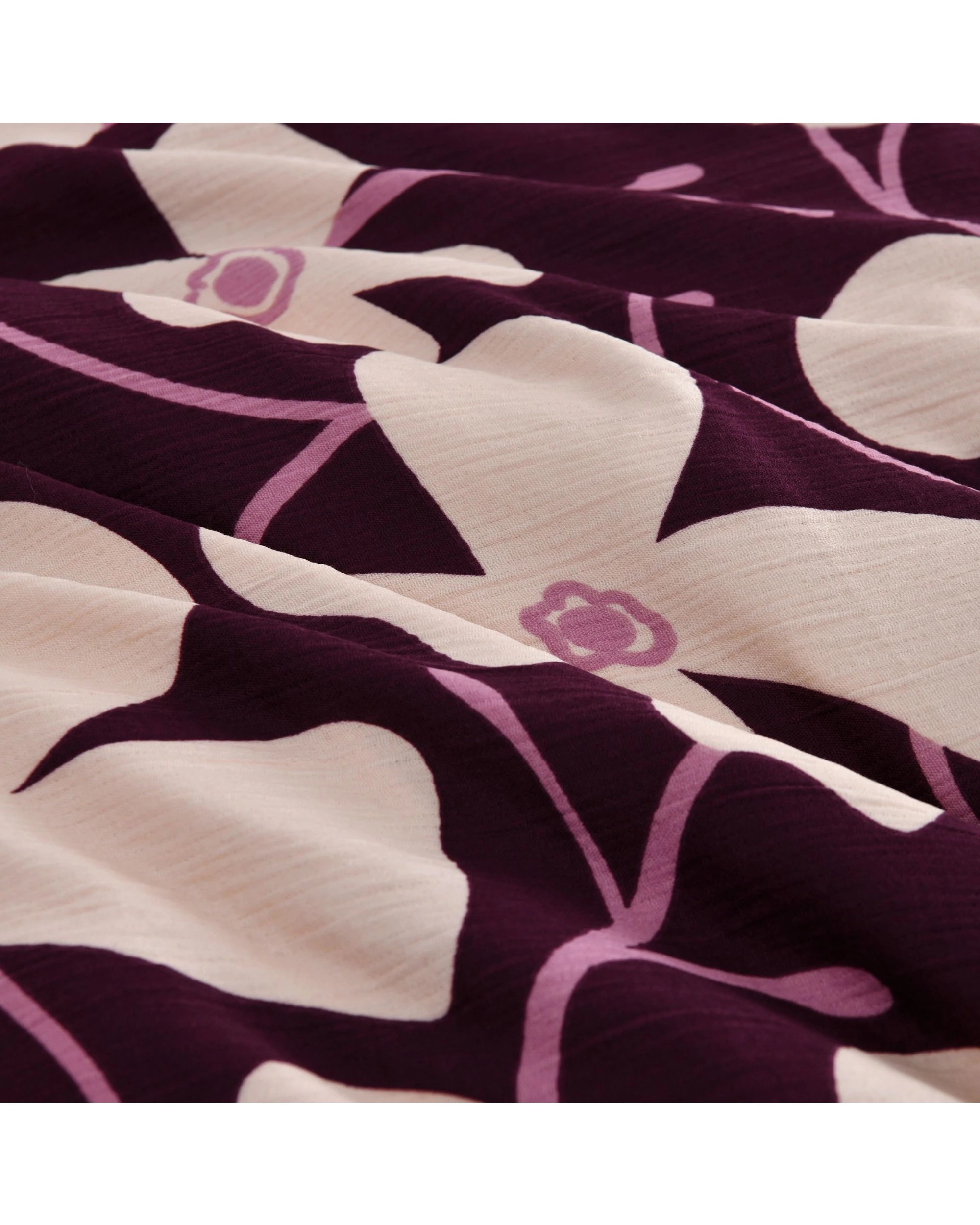 4 Dreamaker Ezra Floral Printed Quilt Cover Set - Single Bed - Cherry, 4 of 7