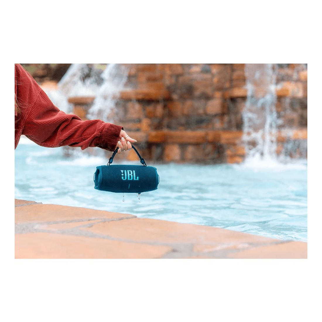 8 JBL Charge 6 Bluetooth Speaker Blue, 8 of 8