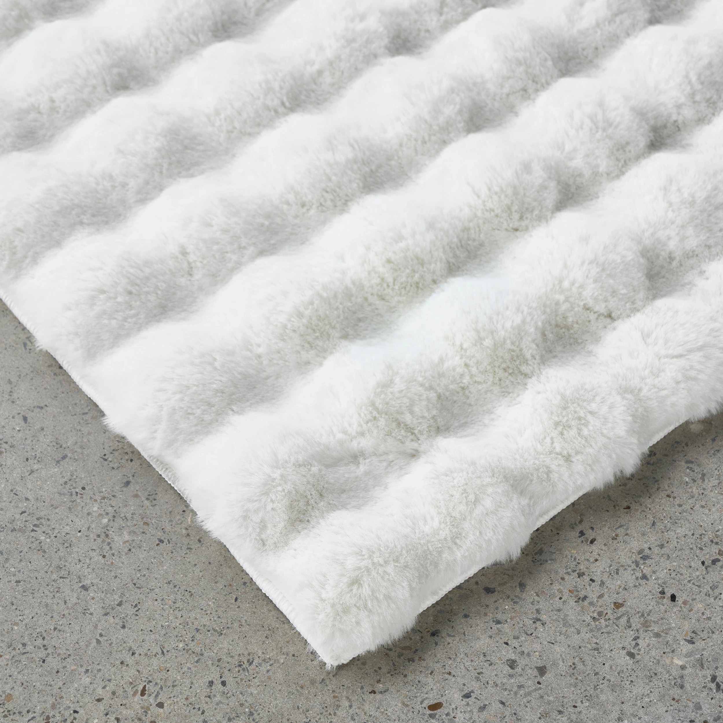 7 Common Ground Rugs PureForm 160x100cm - Small Washable Pet Friendly Rug - White, 7 of 10