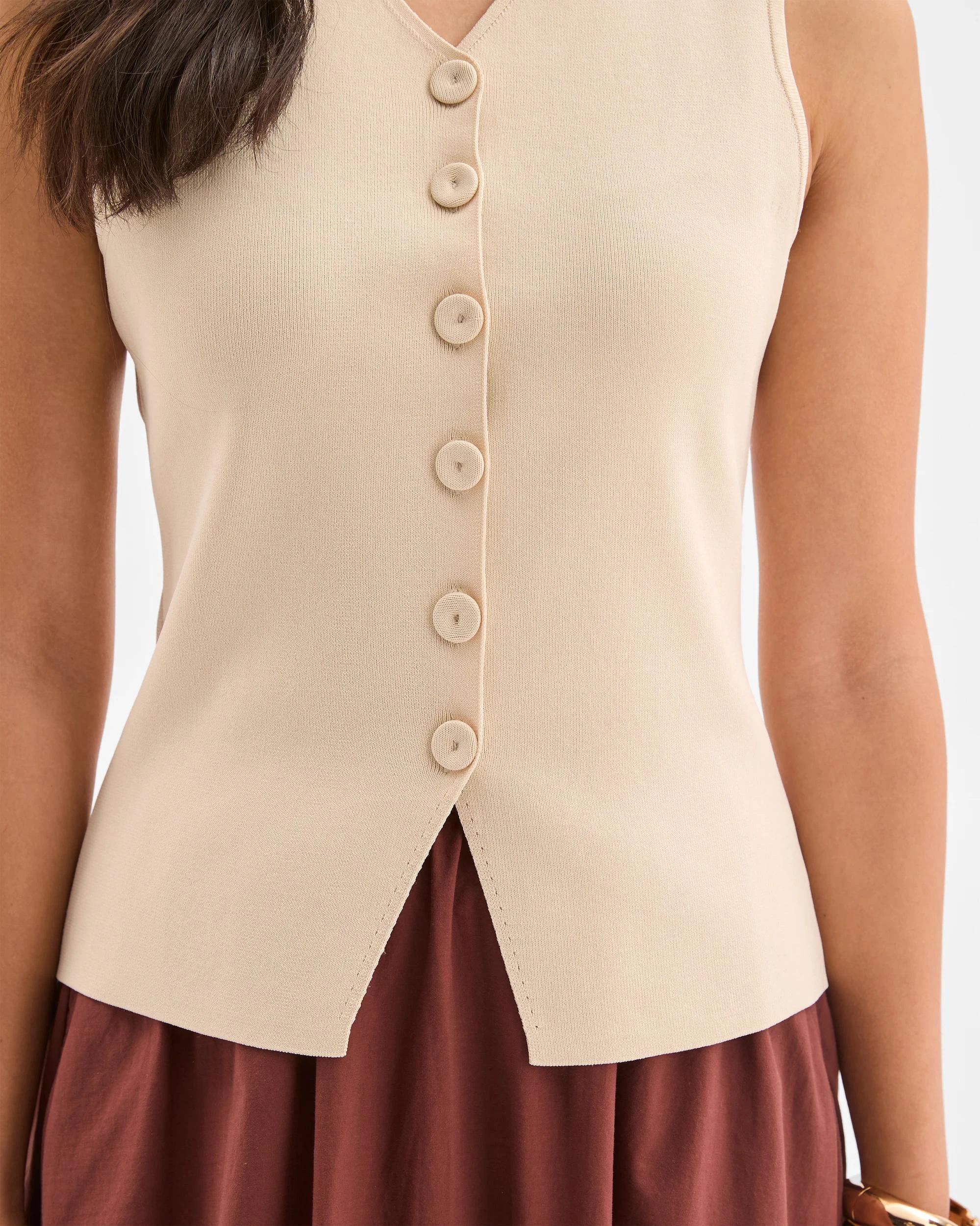 6 Target Preview Sleeveless Crepe Knit Vest SANDSHELL, 6 of 8