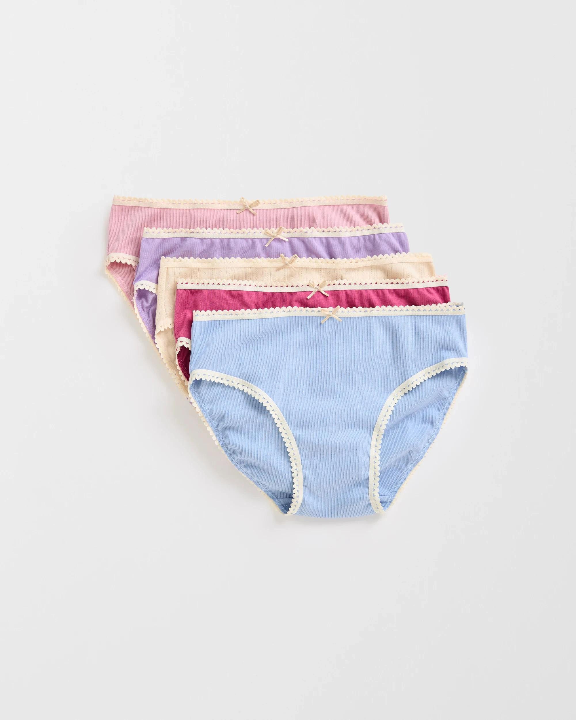 1 Maxx Australian Cotton 5 Pack Older Girls Pointelle/Rib Briefs SOLID, 1 of 1