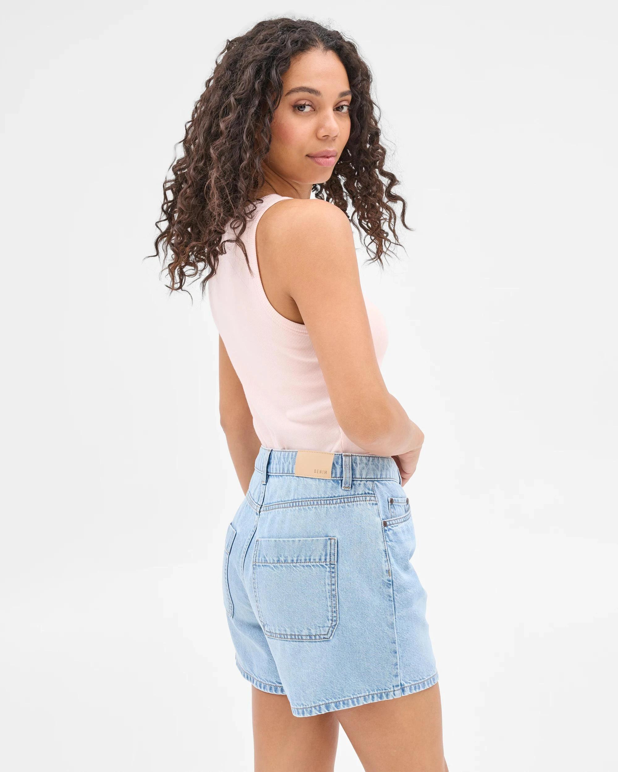 4 Target High Rise A-Line Denim Shorts LIGHT BLUE WASH, 4 of 8