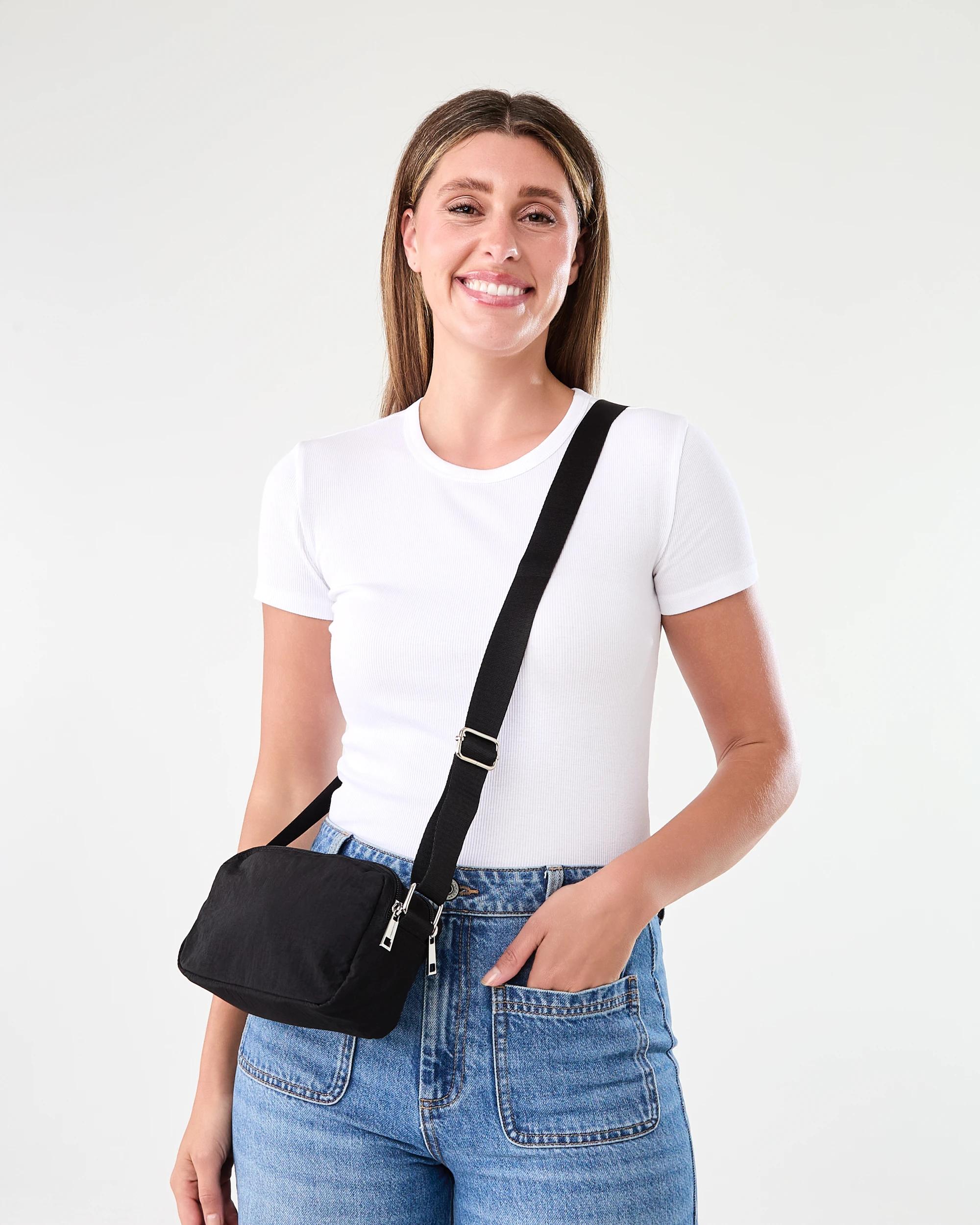 6 Urban Zip Crossbody Bag Black, 6 of 6