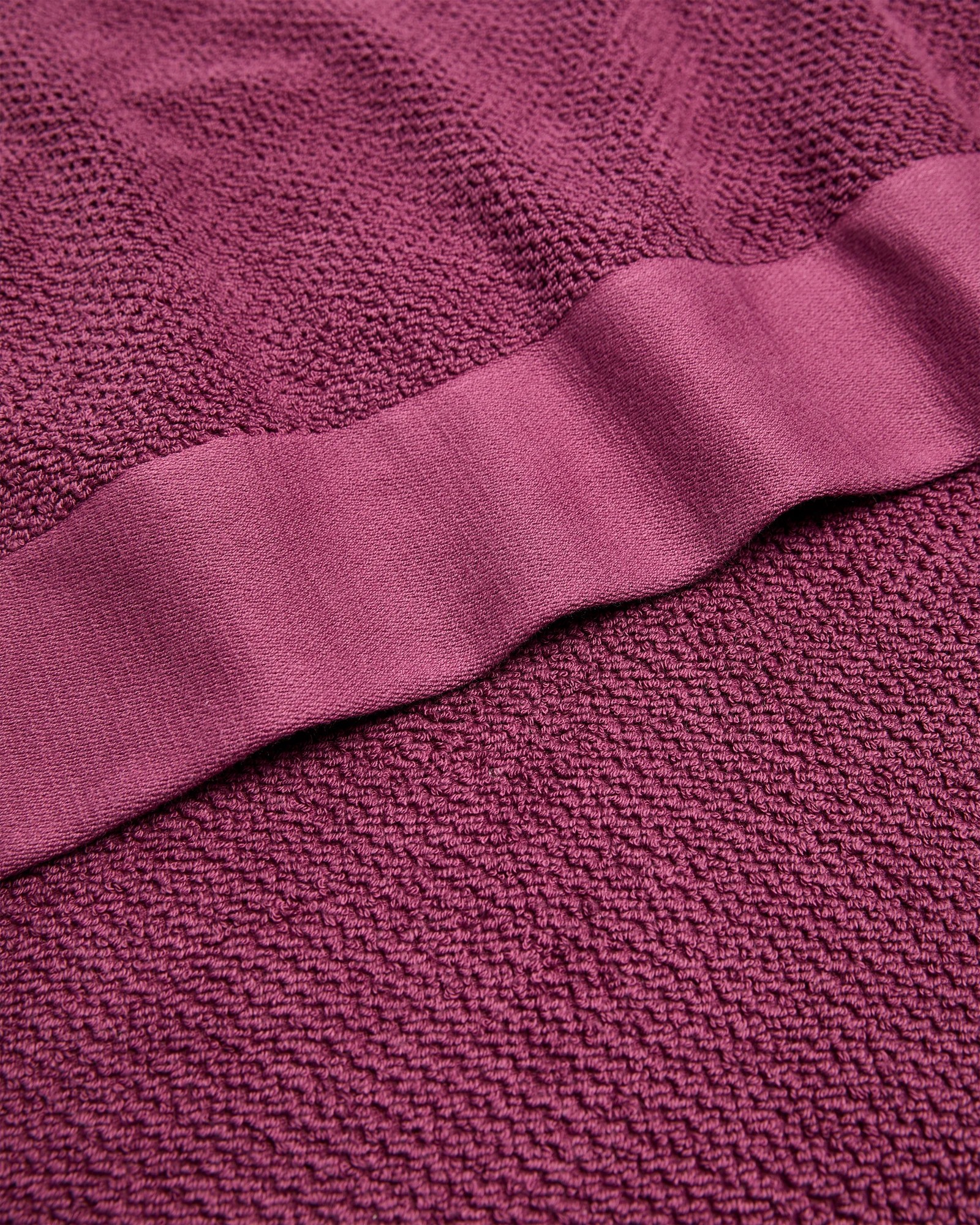 2 Target Australian Cotton Bath Sheet - Milo
 - Red, 2 of 3