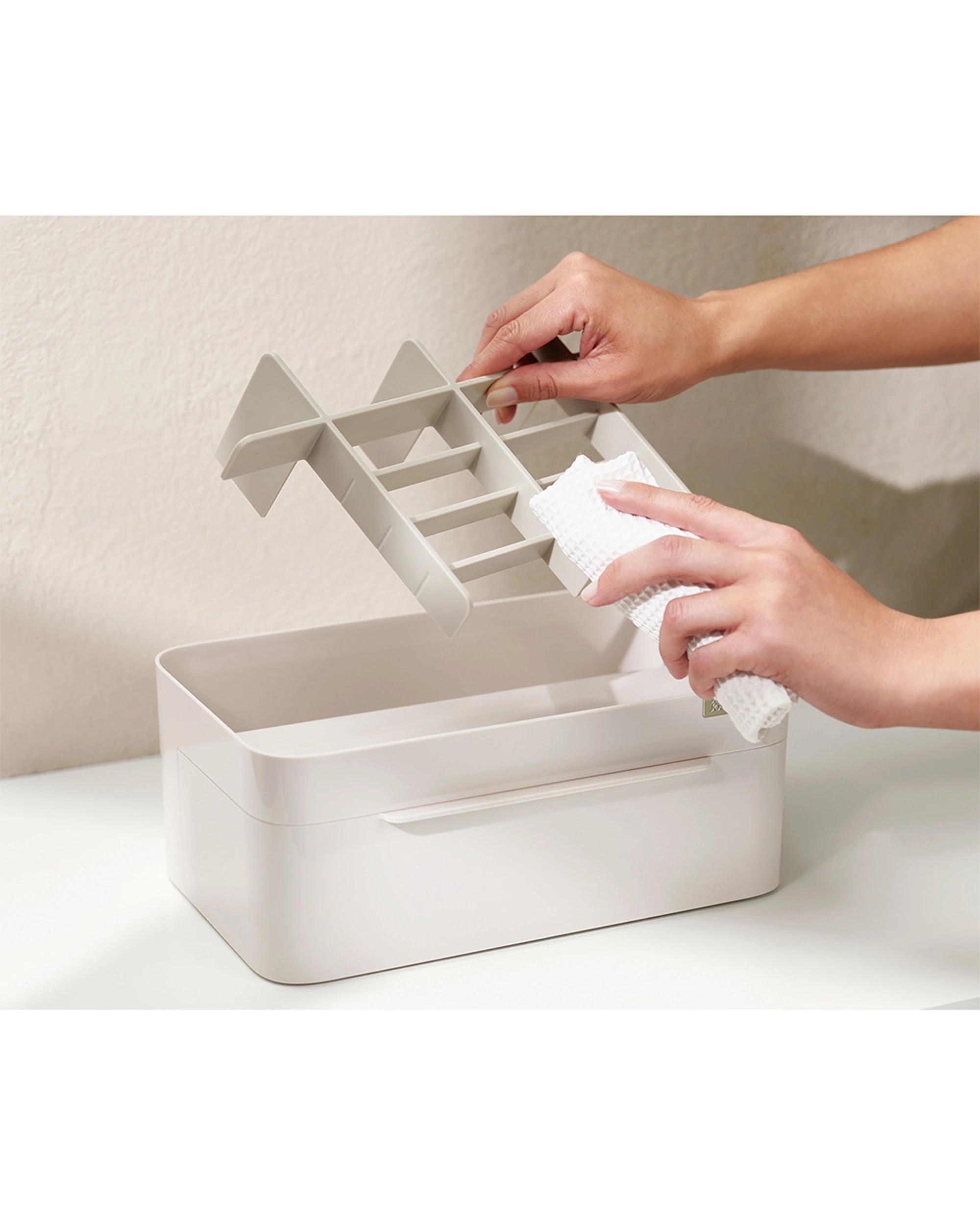 3 Joseph Joseph Viva Large Cosmetic Organiser With Removable Mirror - White, 3 of 4