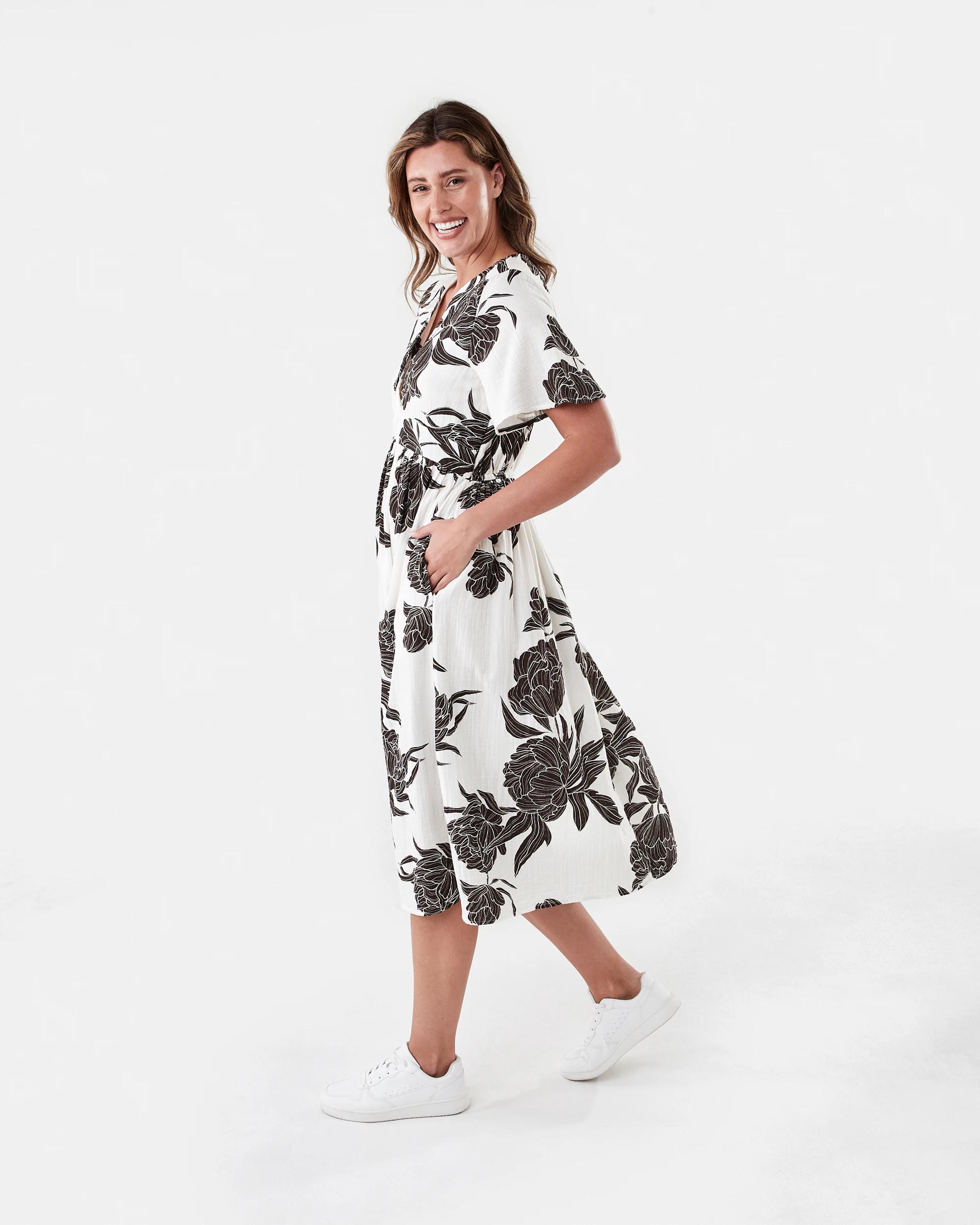 2 Short Sleeve Twist Front Midi Dress Choc Flrl, 2 of 10