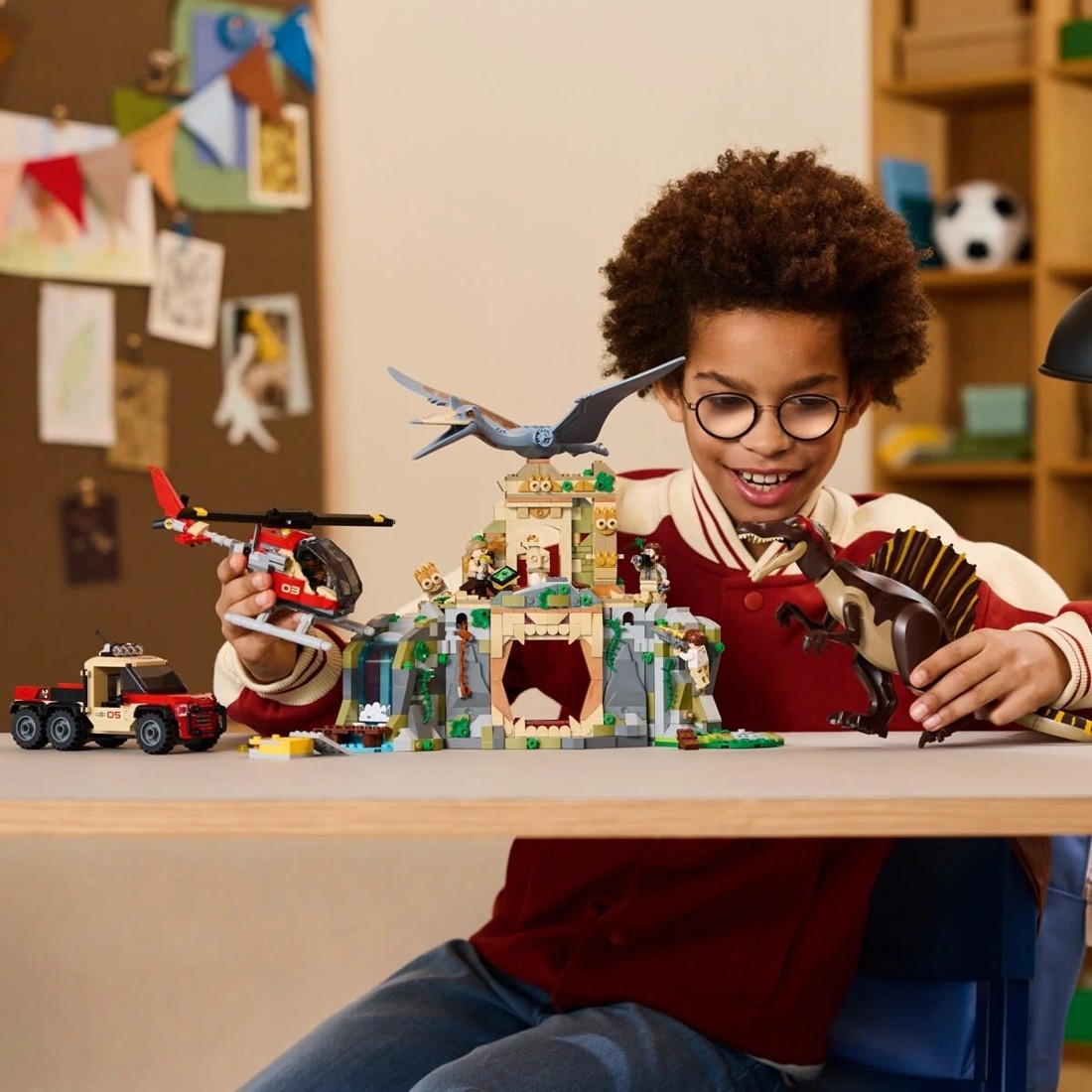 7 LEGO Jurassic World Spinosaurus & Quetzalcoatlus Air Mission 76976, 7 of 10