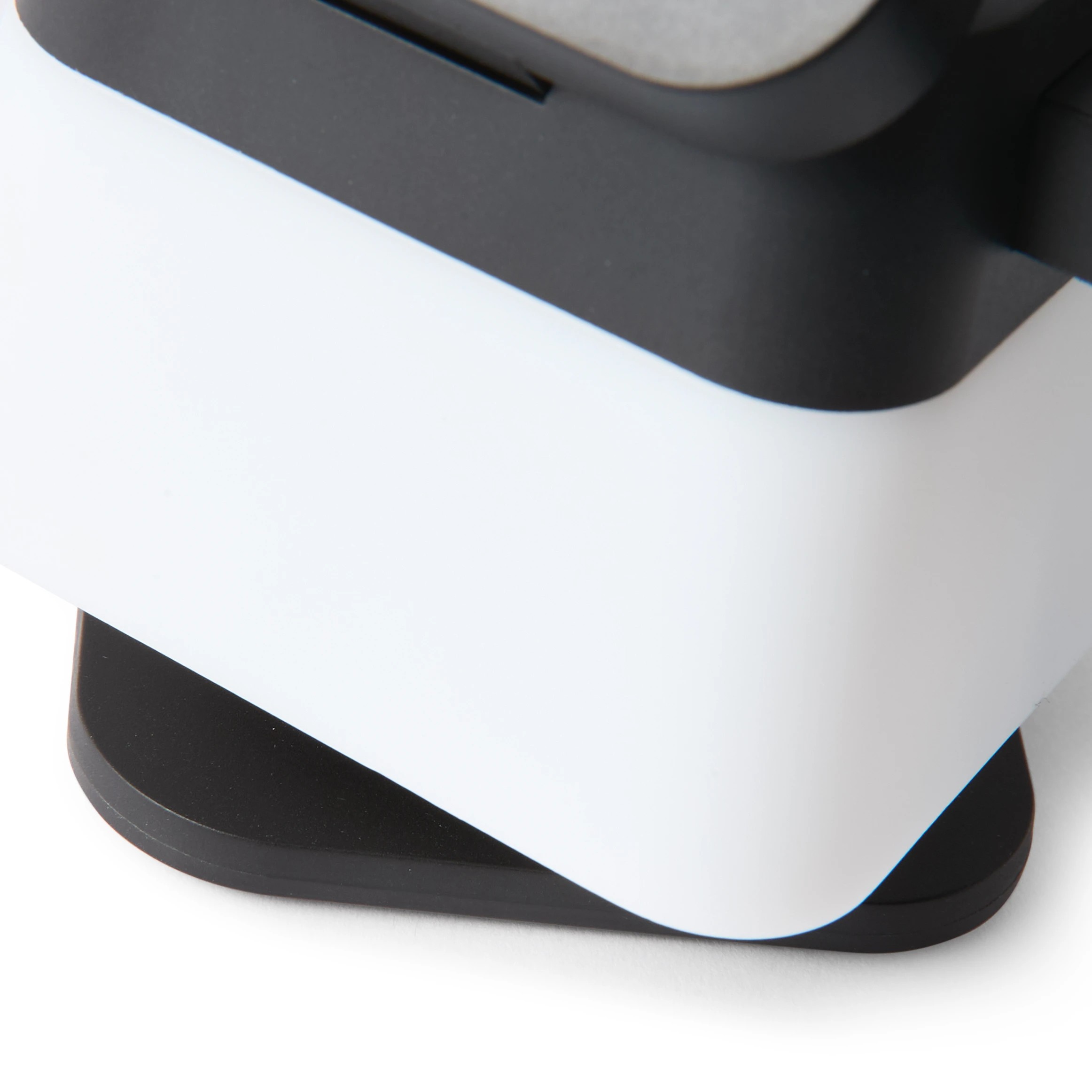 8 Qi2 3-In-1 Wireless Rotating Charger & Light, 8 of 10