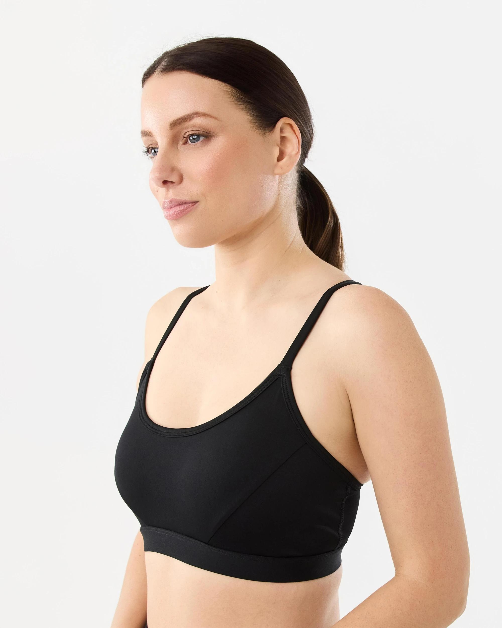 2 Active Womens Moulded Balance Crop Black, 2 of 6