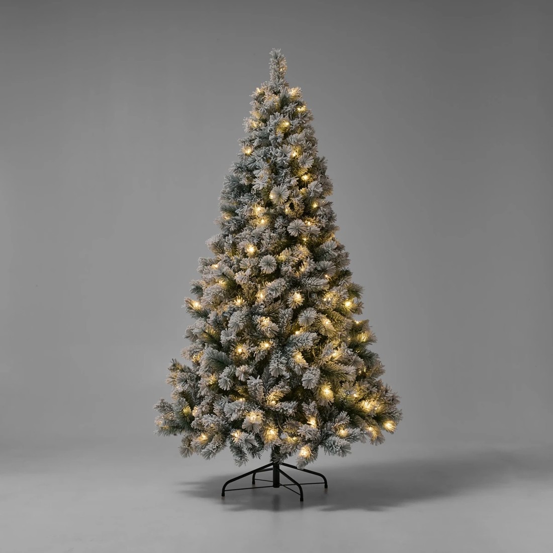 3 2.13m (7ft) Snowy Prelit Christmas Tree, 3 of 7