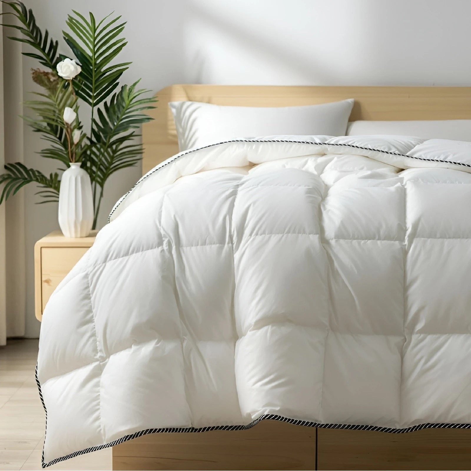1 Royal Comfort 350GSM Luxury Soft Bamboo All-Seasons Quilt Duvet - Single Bed - White, 1 of 6