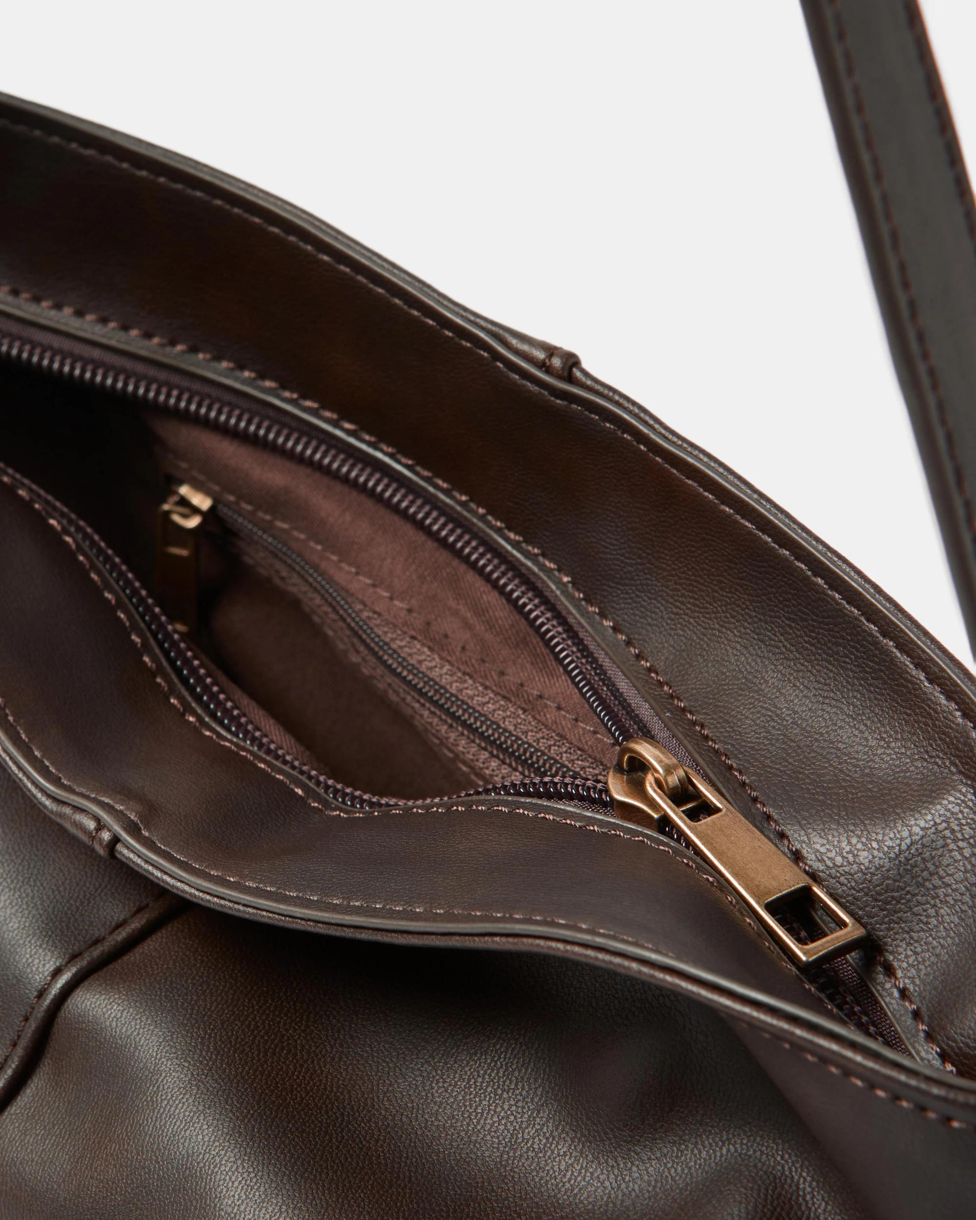 3 Scrunch Shoulder Bag Brown, 3 of 7