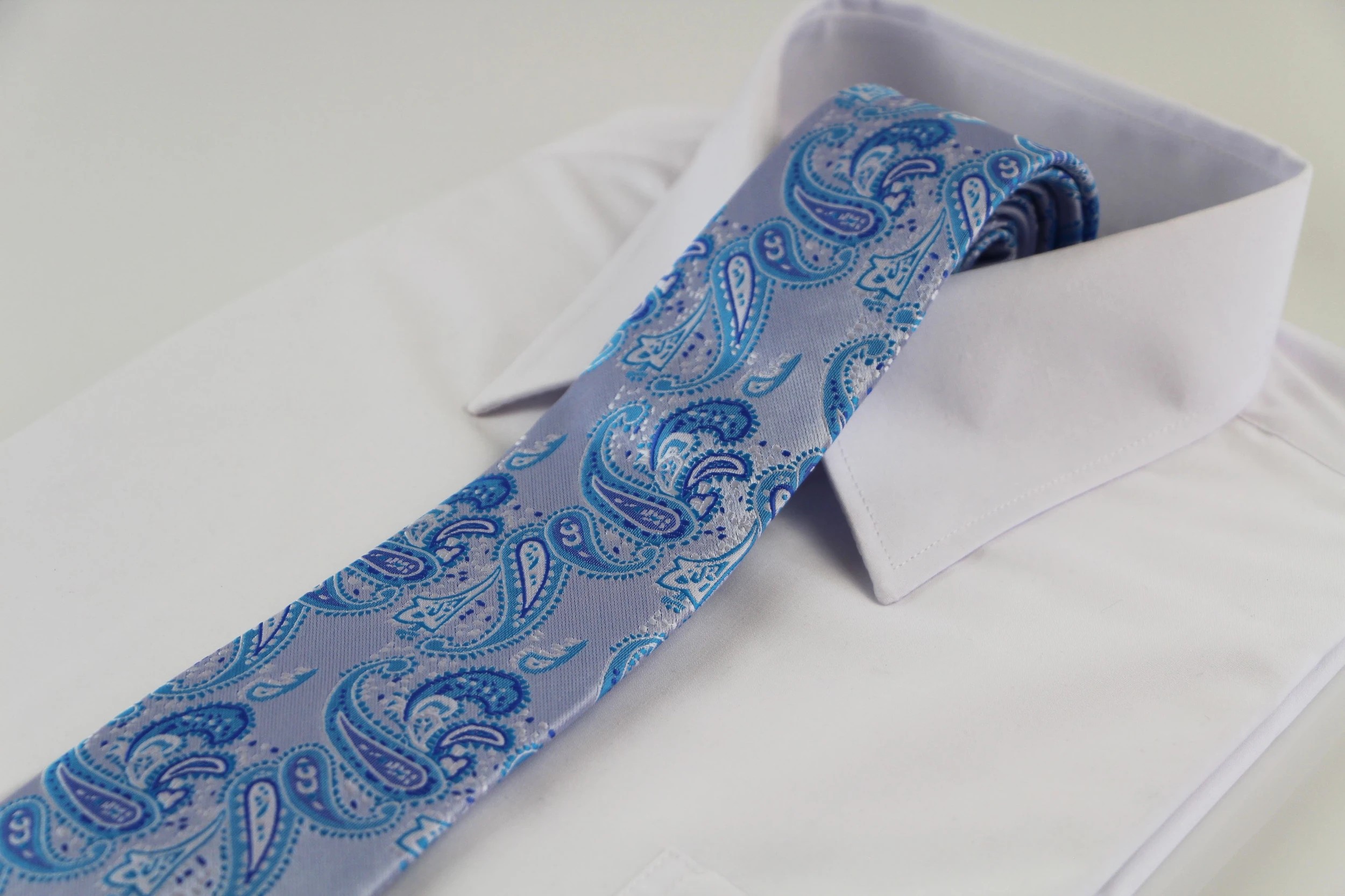 3 Zasel Mens Silver & Light Blue Paisley Patterned 8cm Neck Tie - Multi, 3 of 3