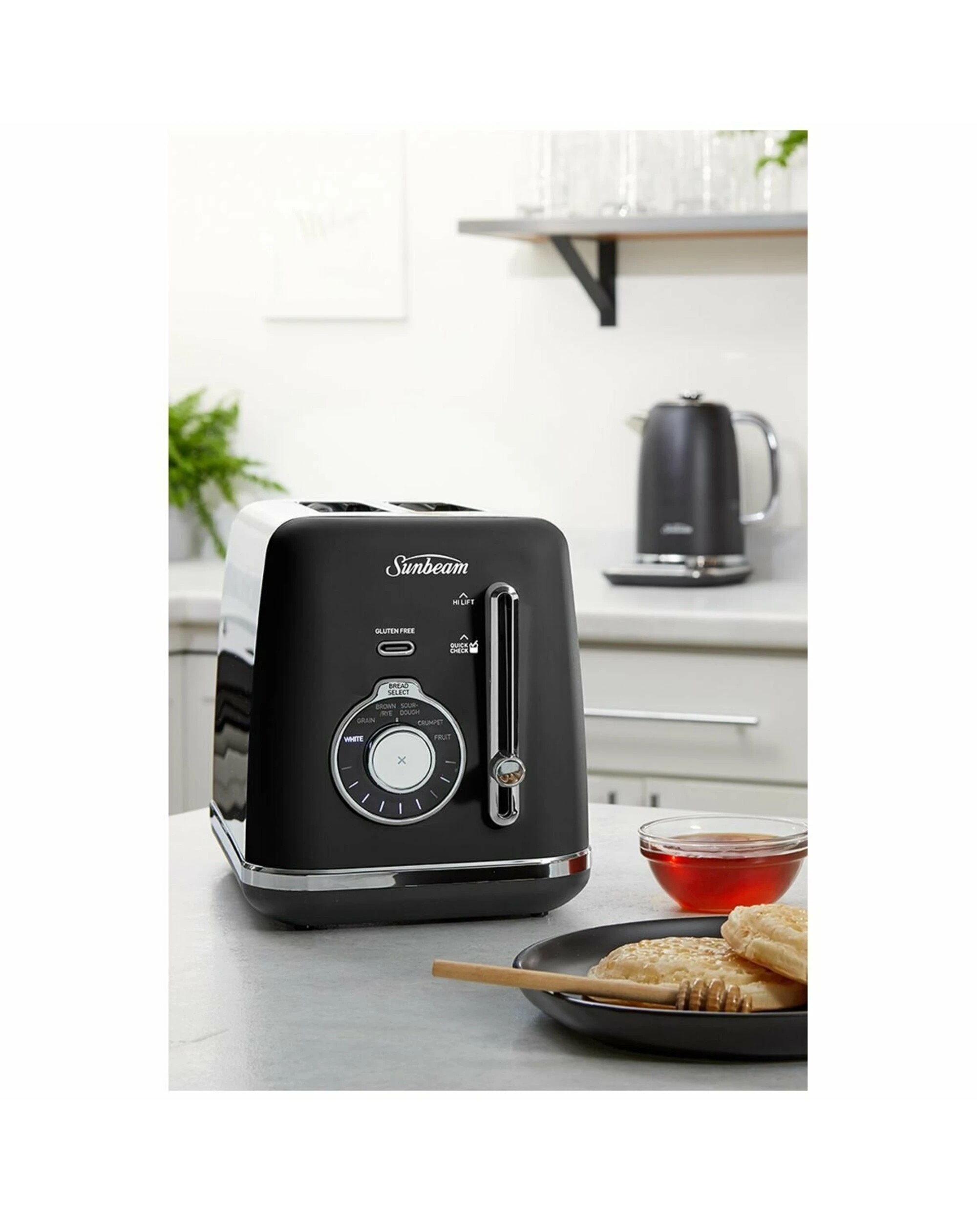 2 Sunbeam Alinea Select 2 Slice Toaster, 2 of 3