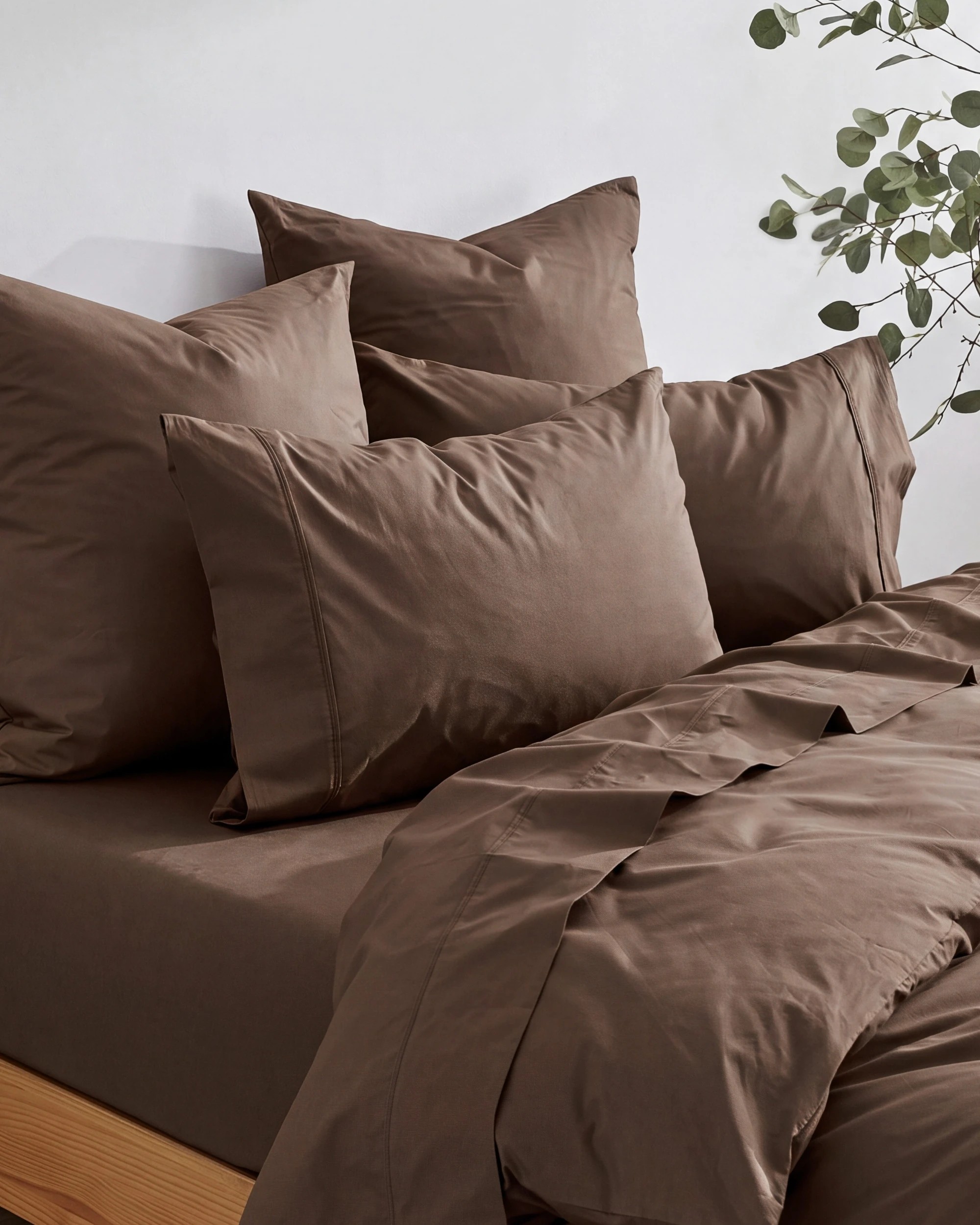 6 Dreamaker 300TC Cotton Percale Sheet Set - King Bed - Chocolate, 6 of 6