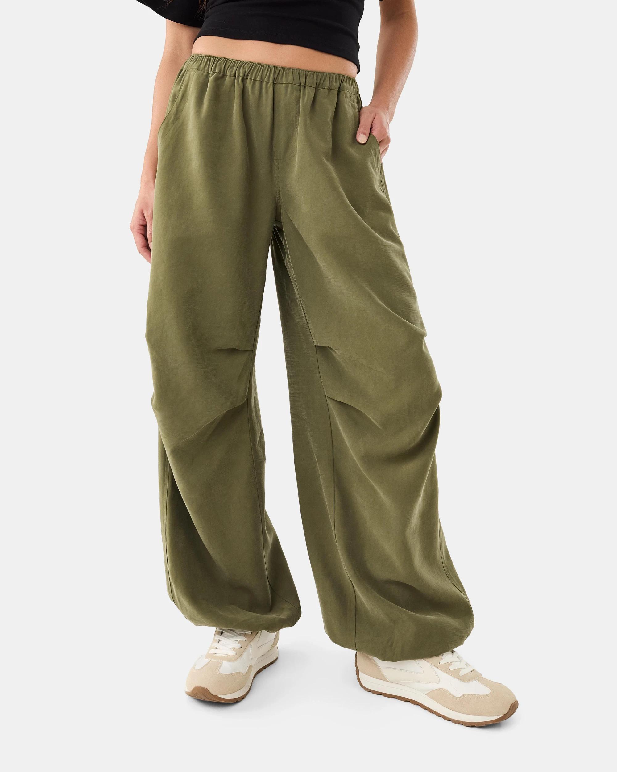 1 Baggy Utility Pants Deep Olive, 1 of 10