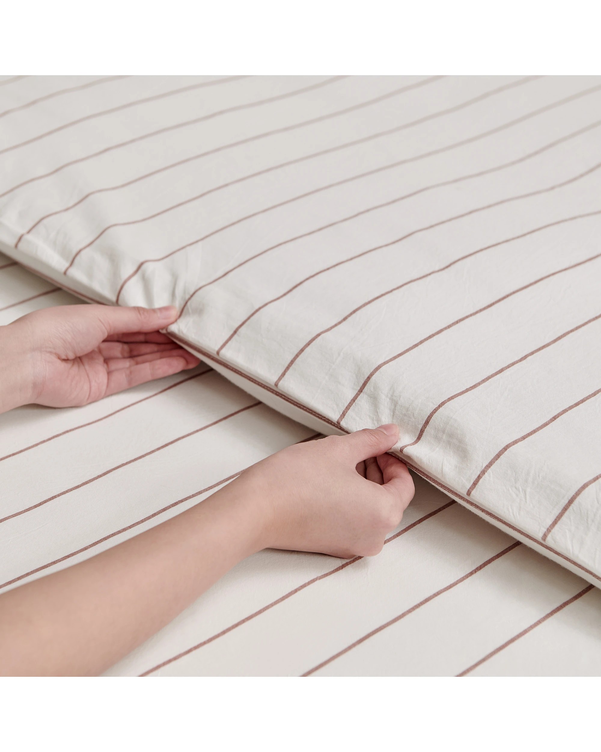 5 Dreamaker Rumi Stripe Washed Cotton Reversible Quilt Cover Set - Double Bed - White with Rust, 5 of 6